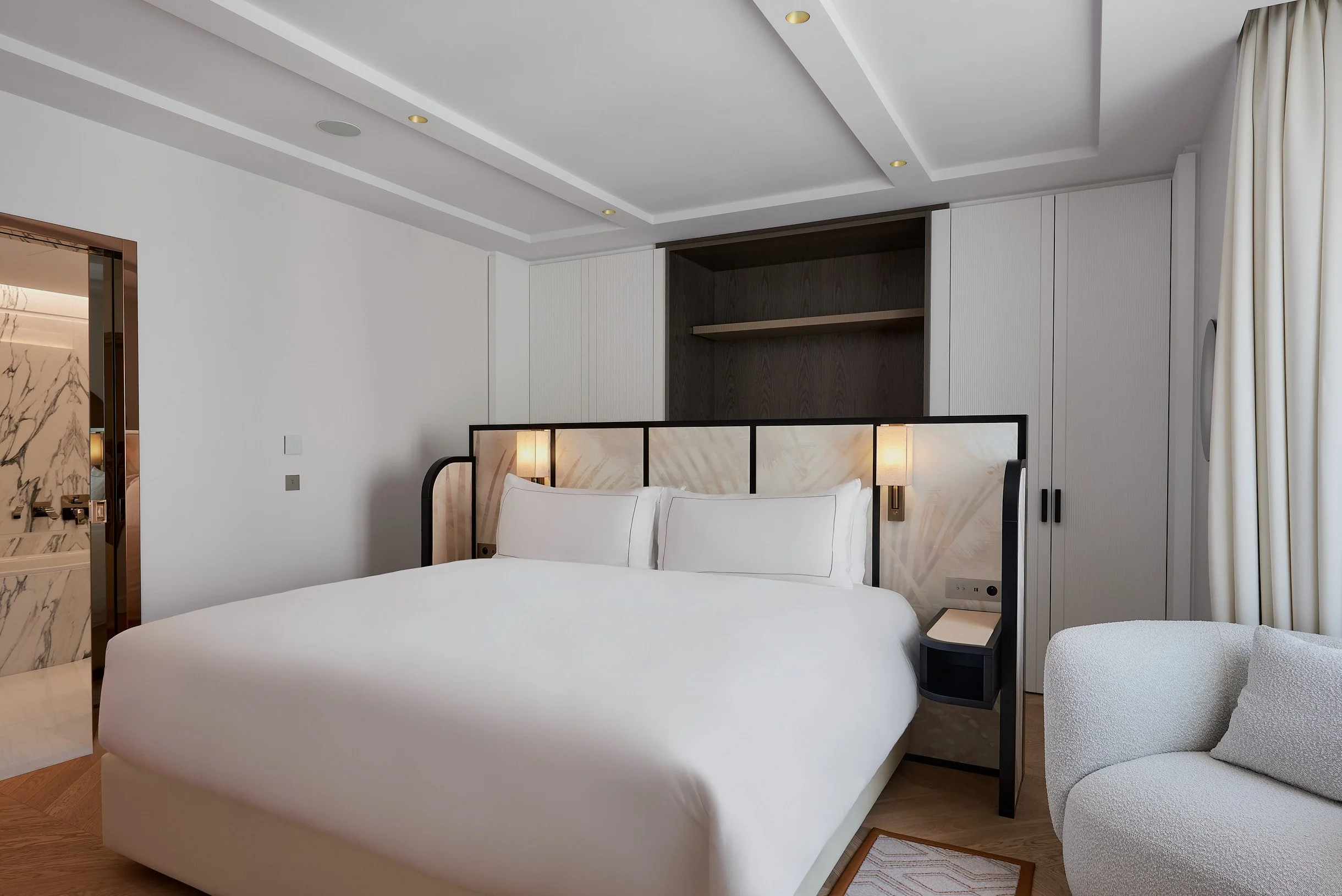 Room (2) ©Carlton_Cannes_ Anthony_Lanneretonne.jpg