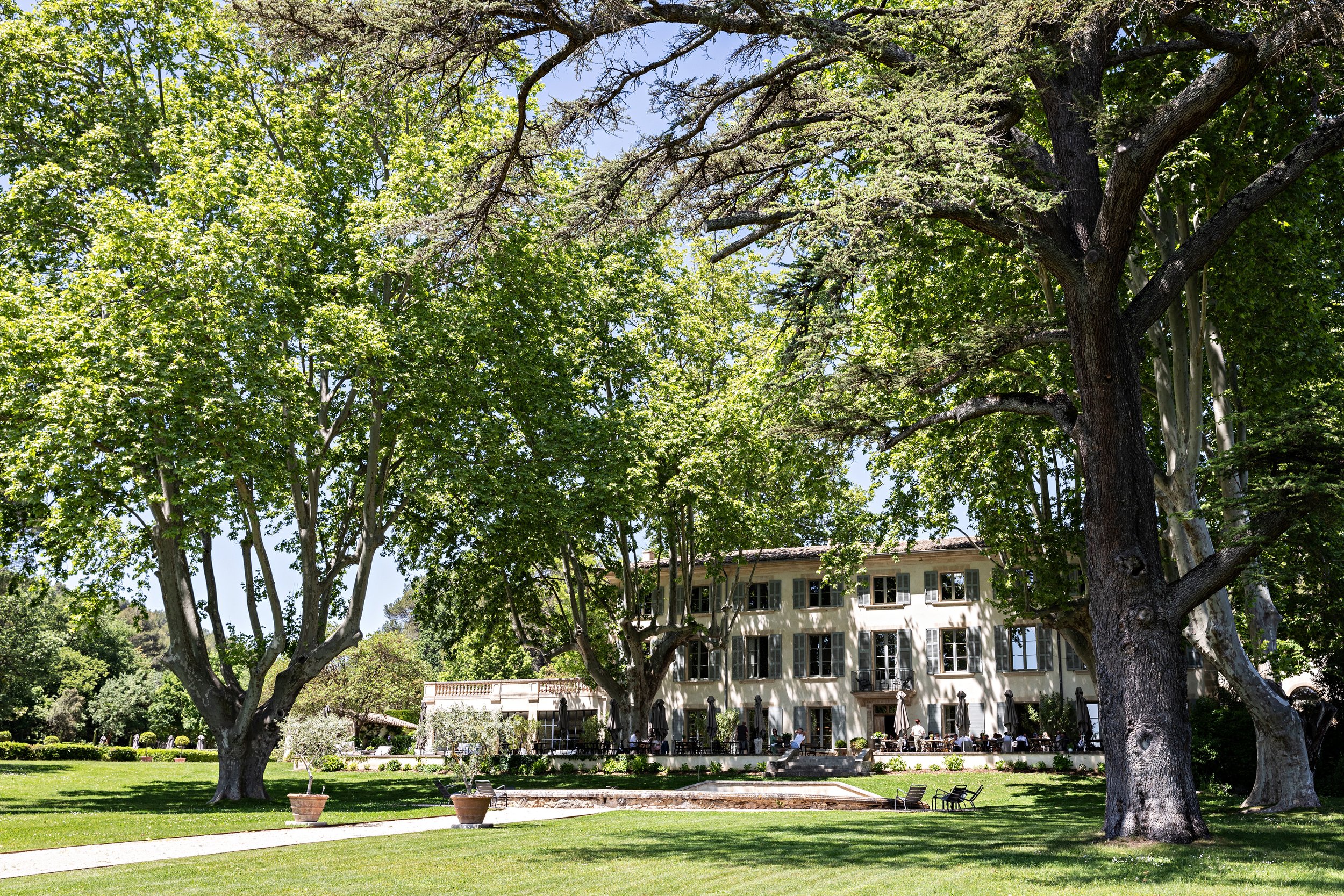 Domaine de Fontenille.jpg