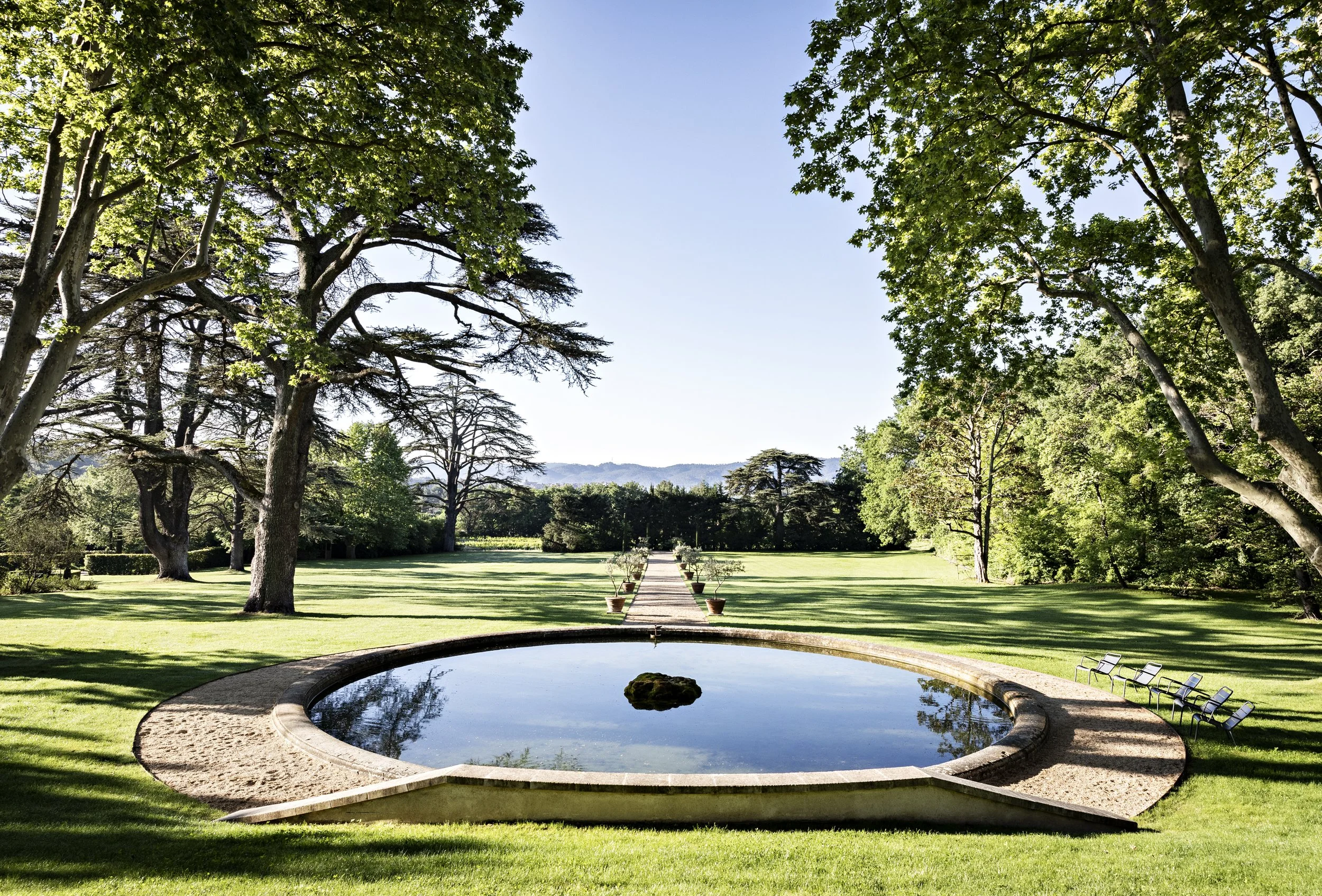 Domaine de Fontenille - park.jpg