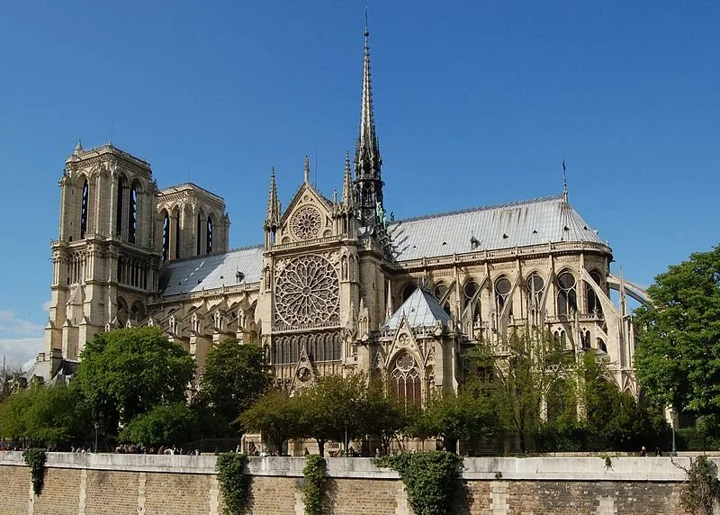 ASV IMG DEST Paris NotreDame.jpg