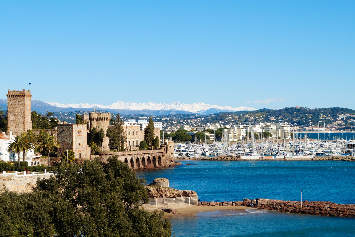 riviera-theoule-view-winter.png