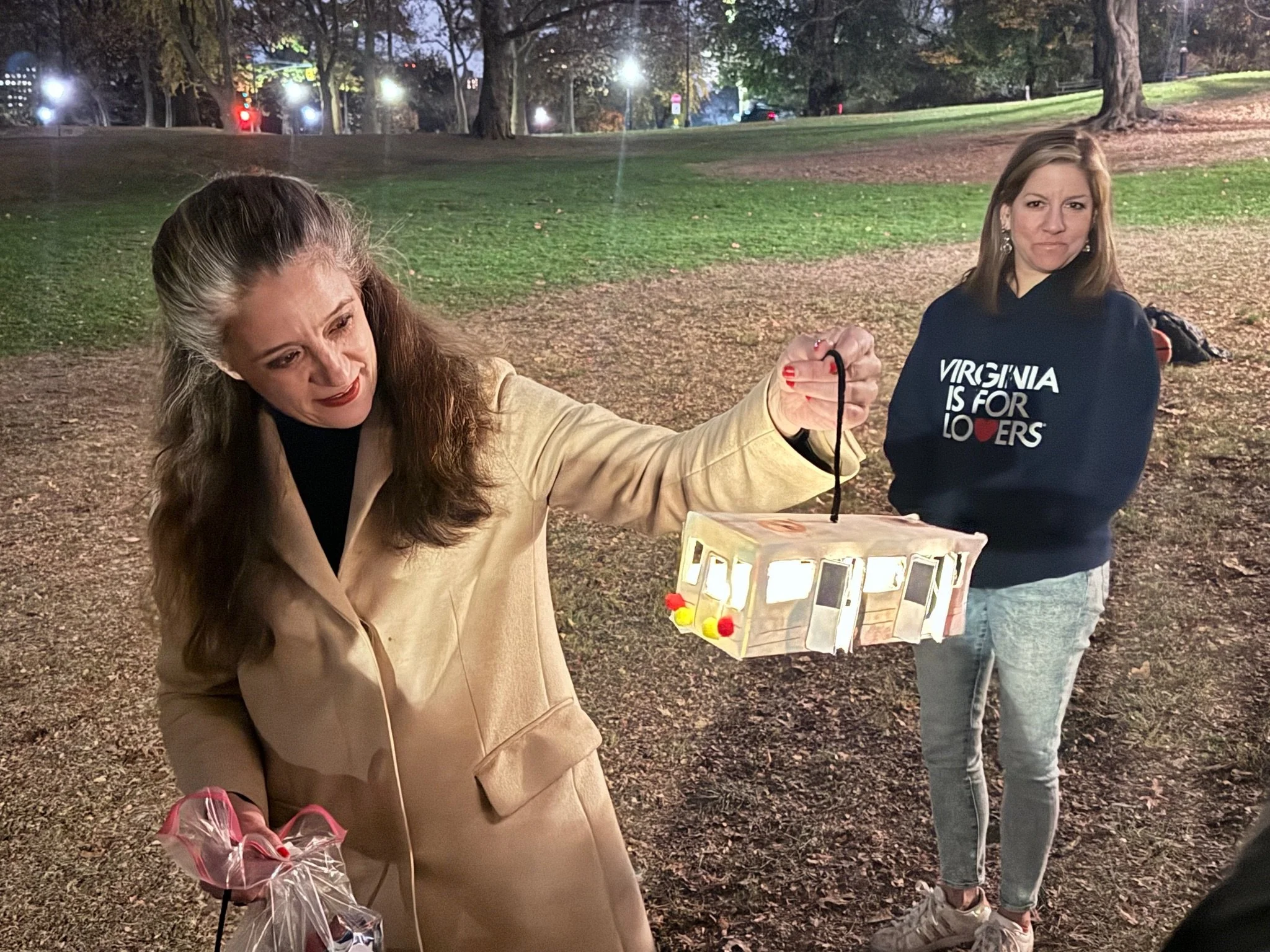 Laternenlauf 2024 - Barbara und Andrea.jpeg