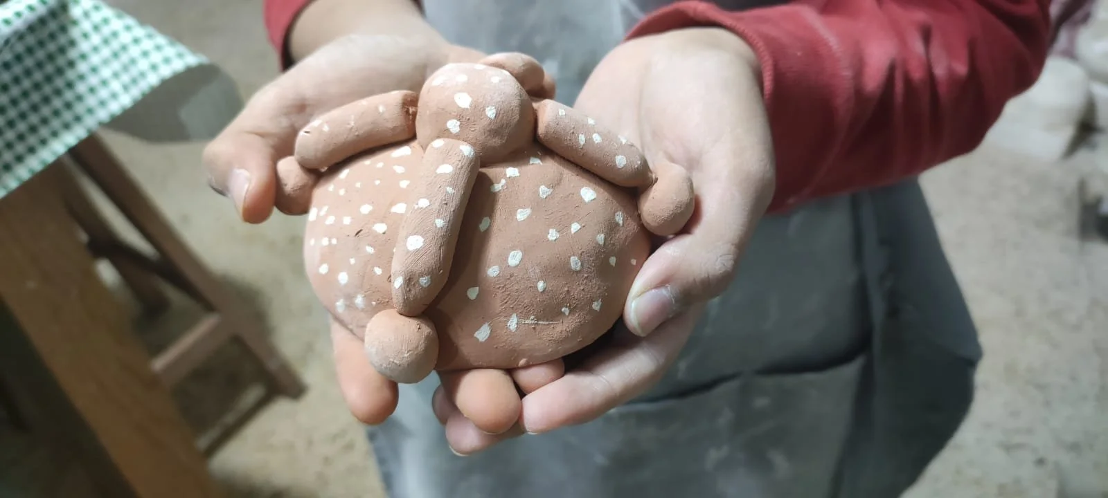 Taller Pan Muerto-barro2.jpeg