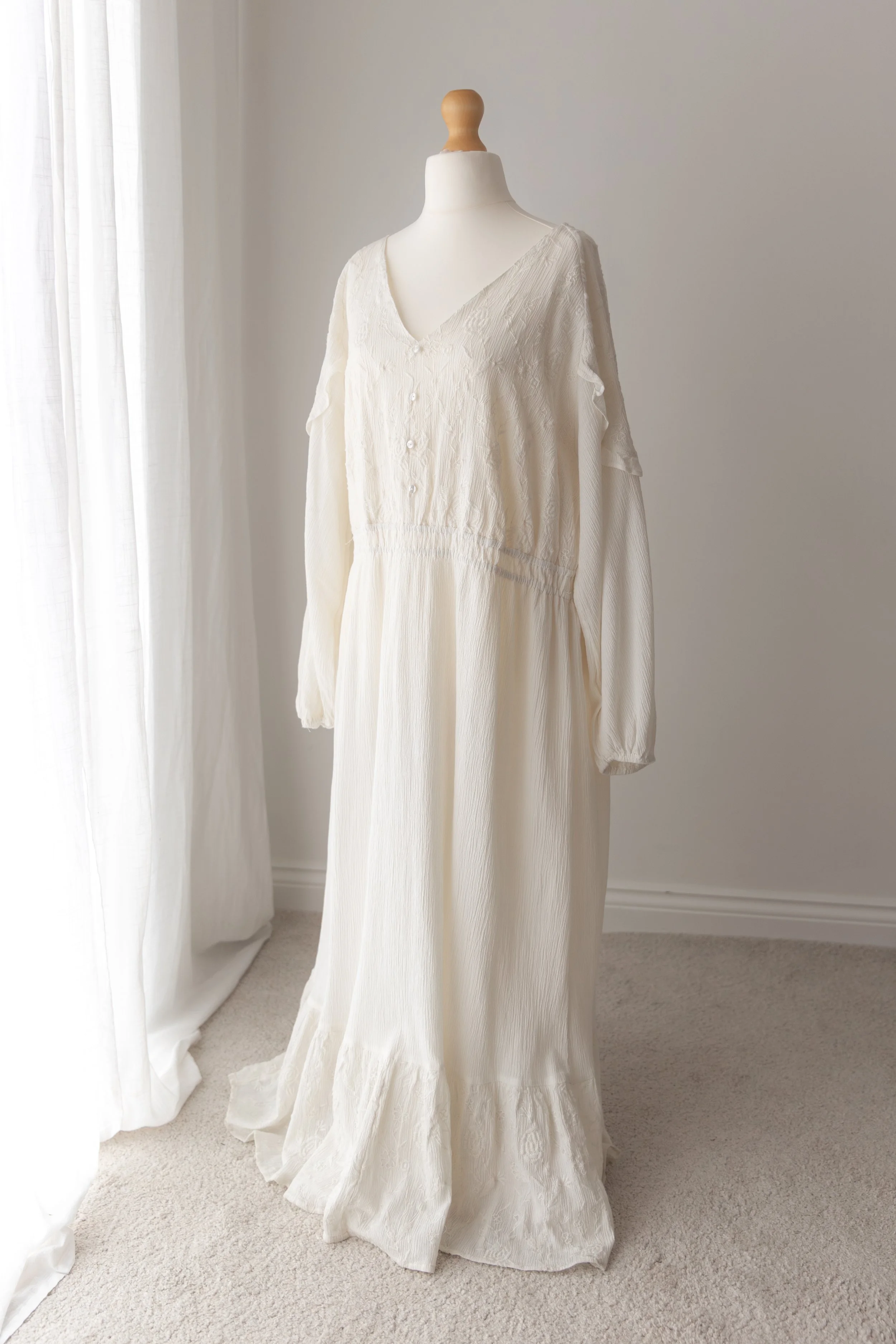 Fits: X-Large
Perfect for: Maternity, Postpartum, Family sessions