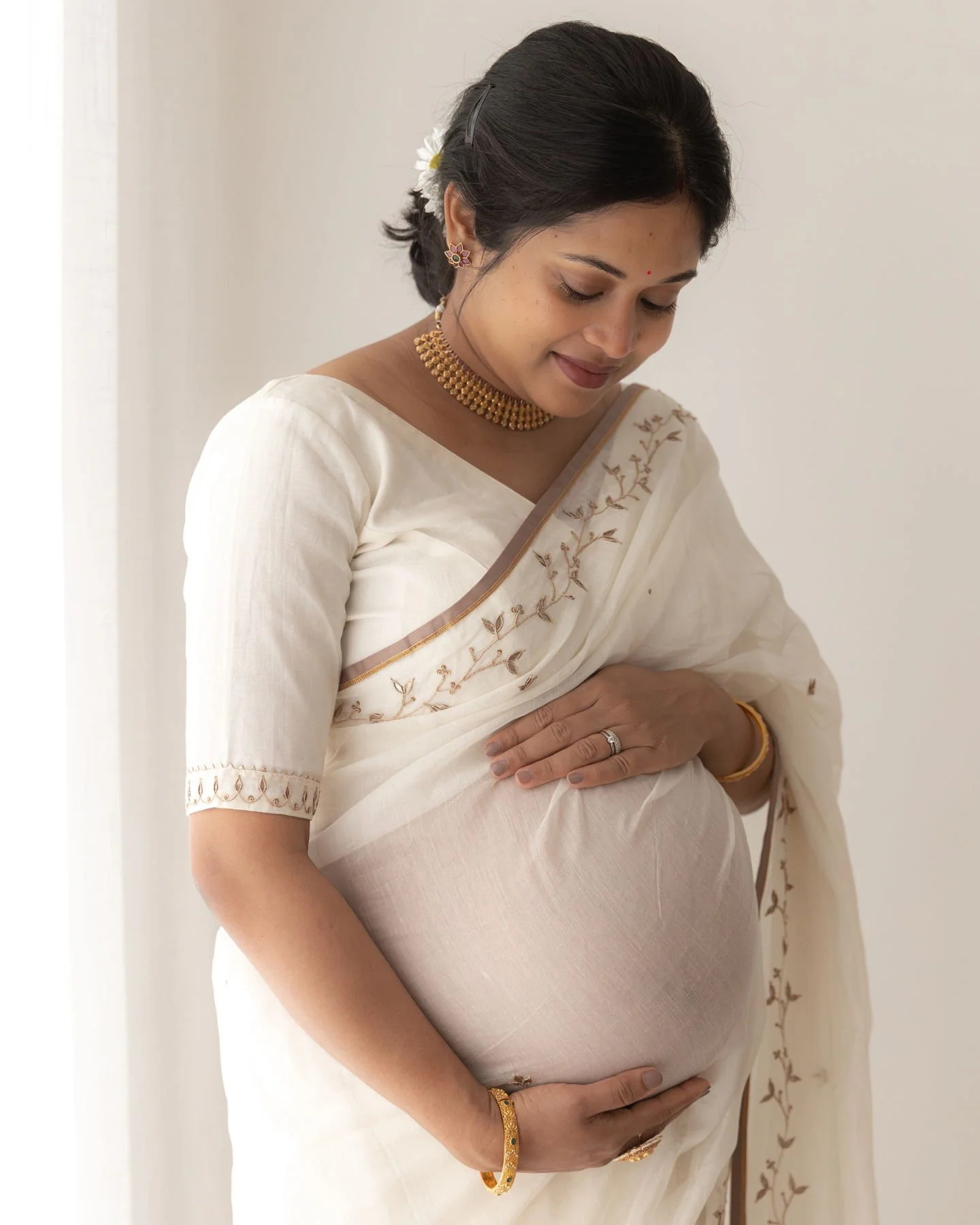 So many mums come to me at their newborn session and say they regret not capturing this moment right here.

These are the photos you&rsquo;ll look back on years from now and think, &ldquo;gosh&hellip; my body was amazing.&rdquo;

@imranjita