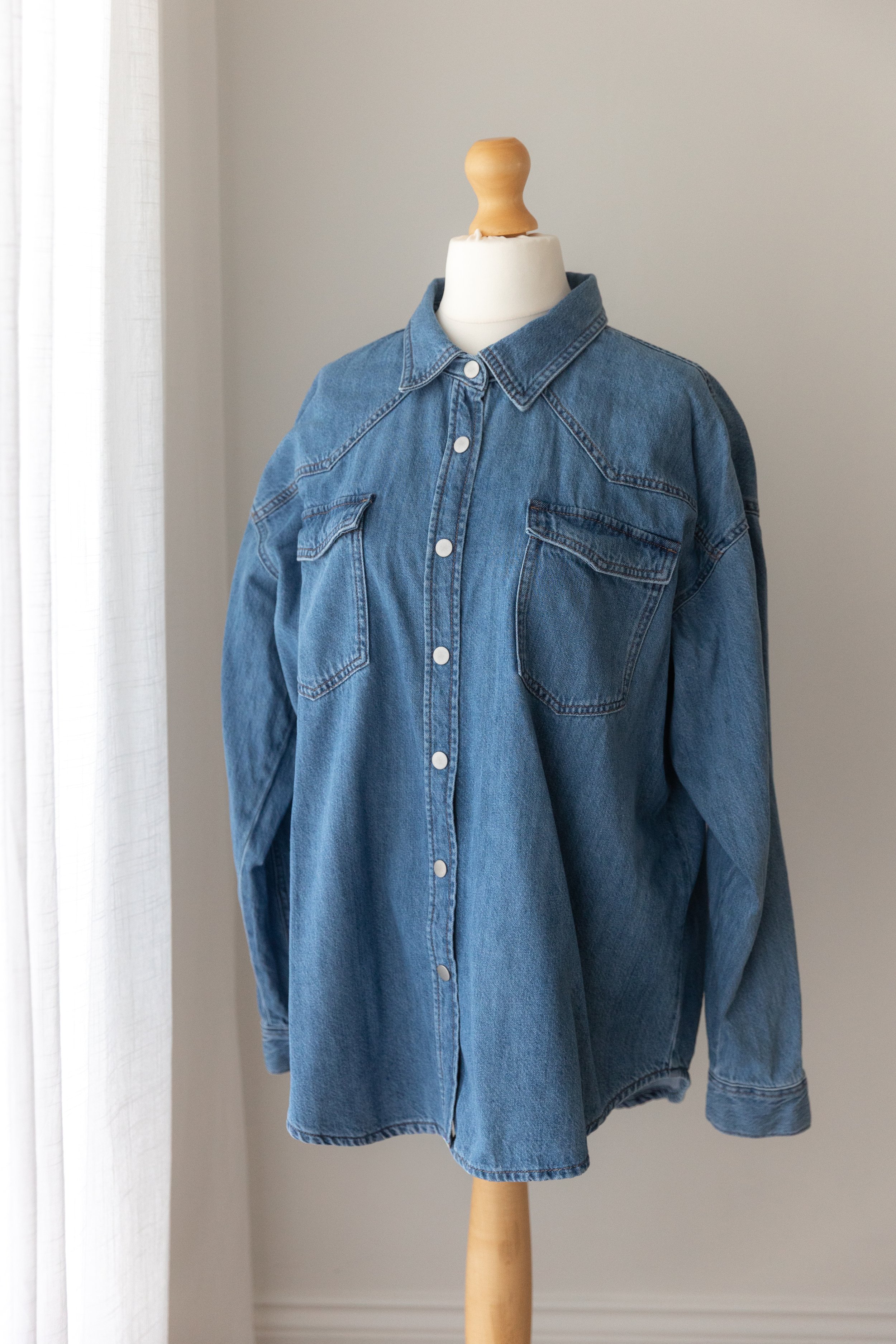 Fits: Most Sizes
Perfect for: Maternity Sessions