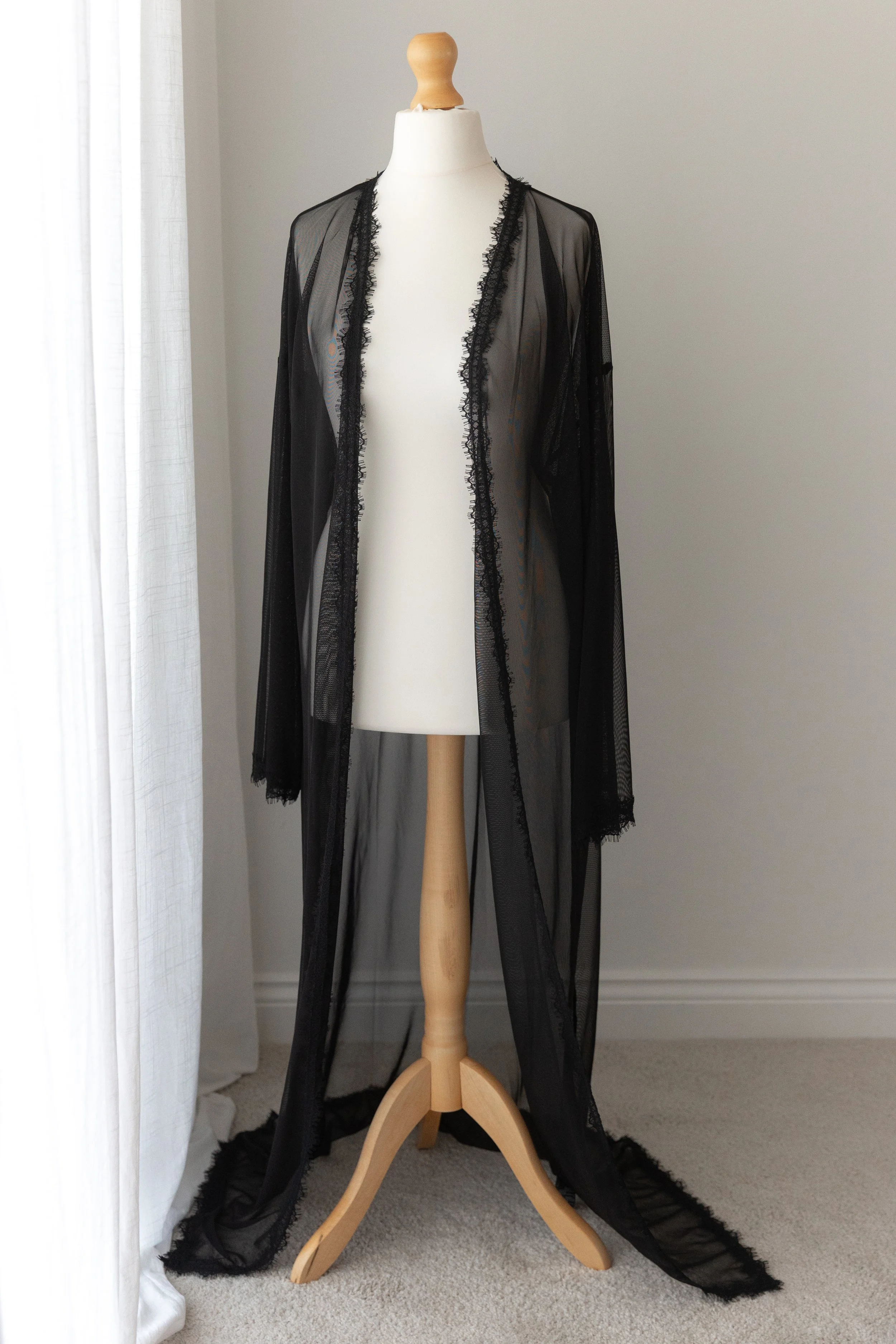 Fits: Most Sizes
Perfect for: Maternity Sessions