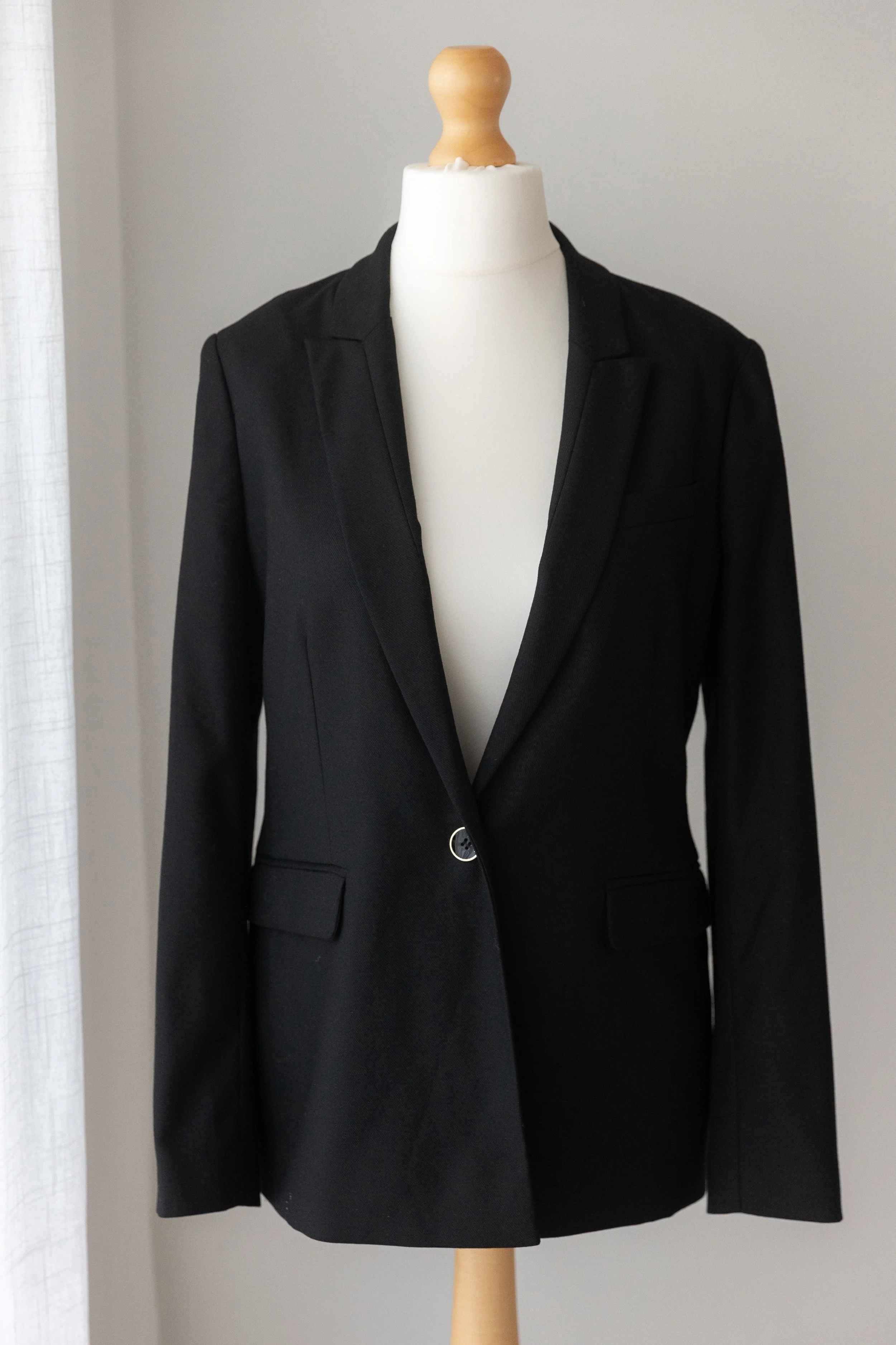 Fits: Small- Medium
Perfect for: Maternity Sessions