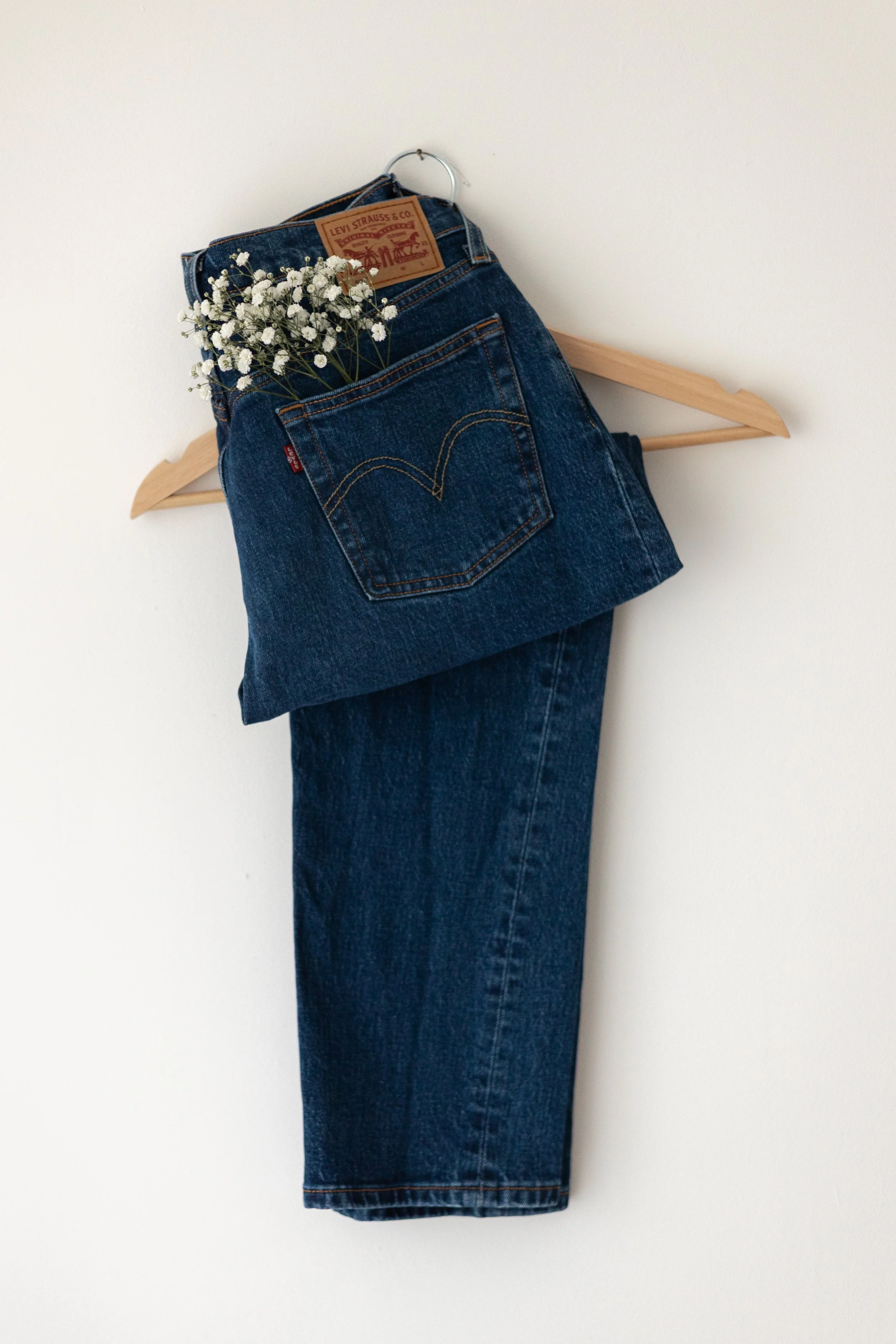 Fits: Medium
Perfect for: Maternity Sessions un-done 