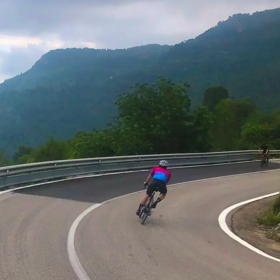 A cyclist descending from Puerto de Barx in Valencia