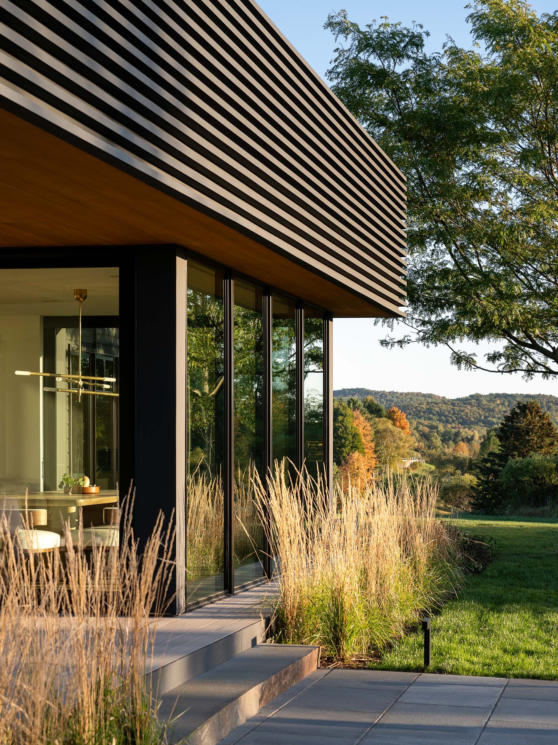 Vermont Lanai - Modern Vermont Architect (37).jpg