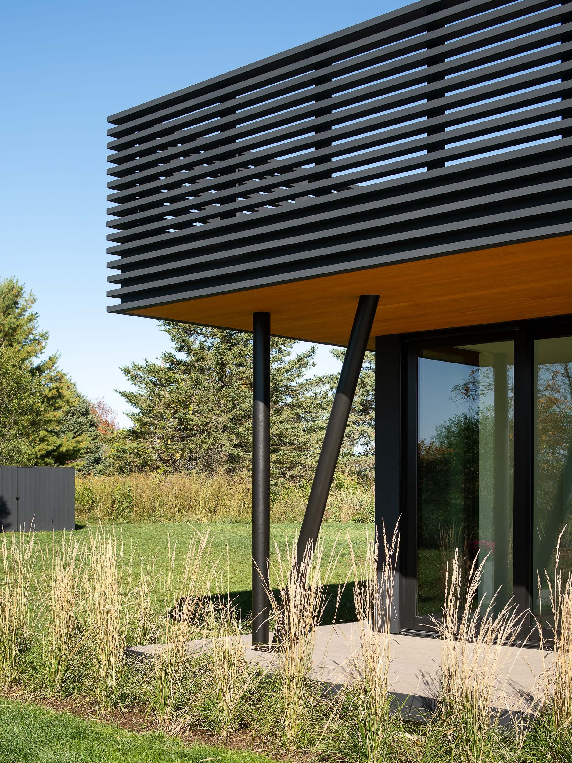 Vermont Lanai - Modern Vermont Architect (15).jpg