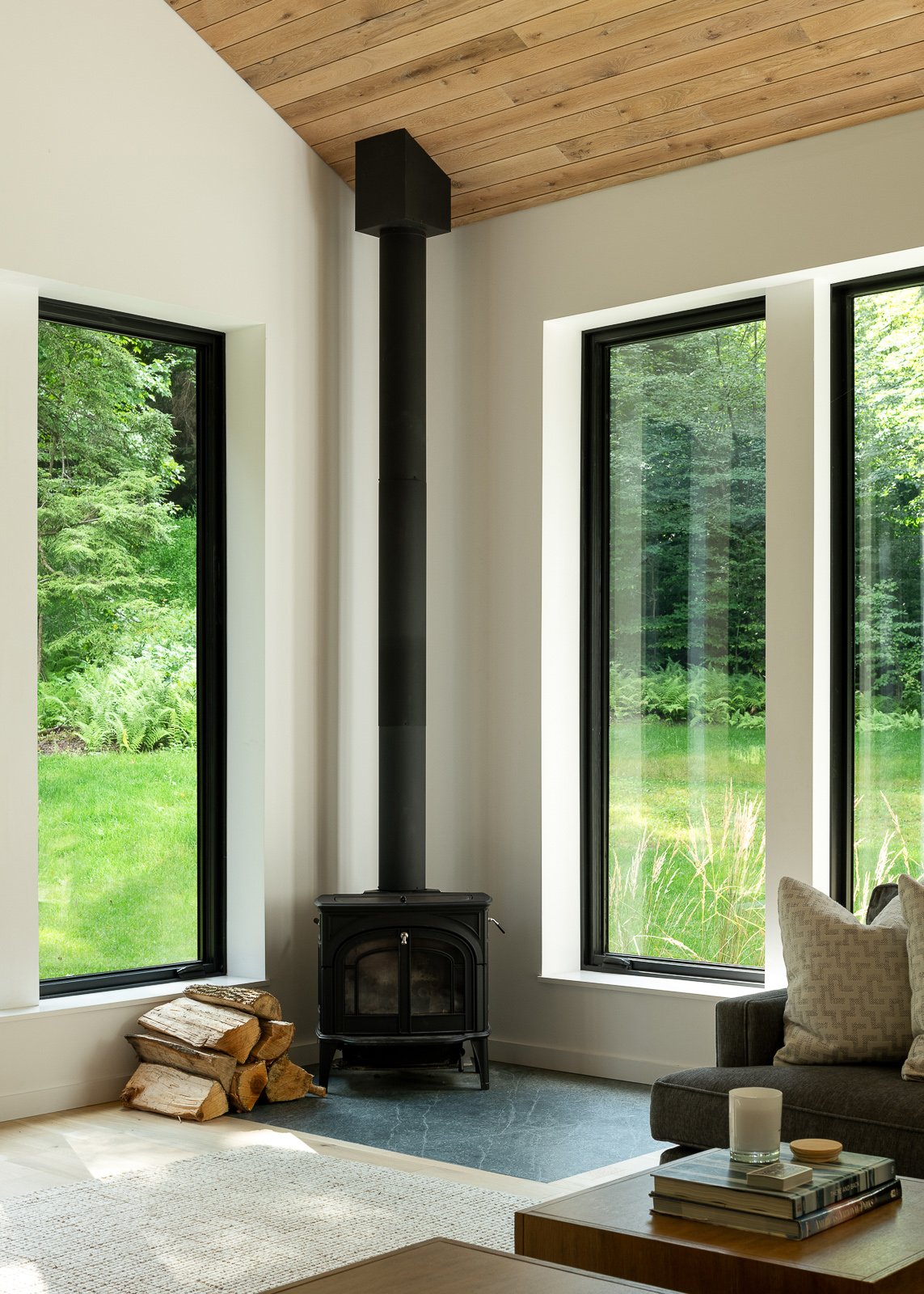 Woodlands - Modern Vermont Architect (2).jpg