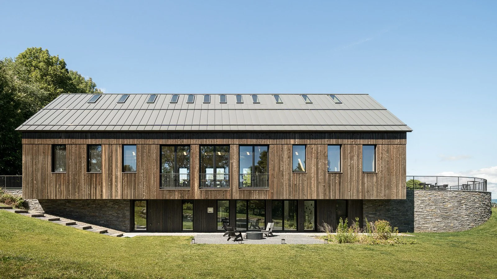 Farm Barn -L  (39).jpg