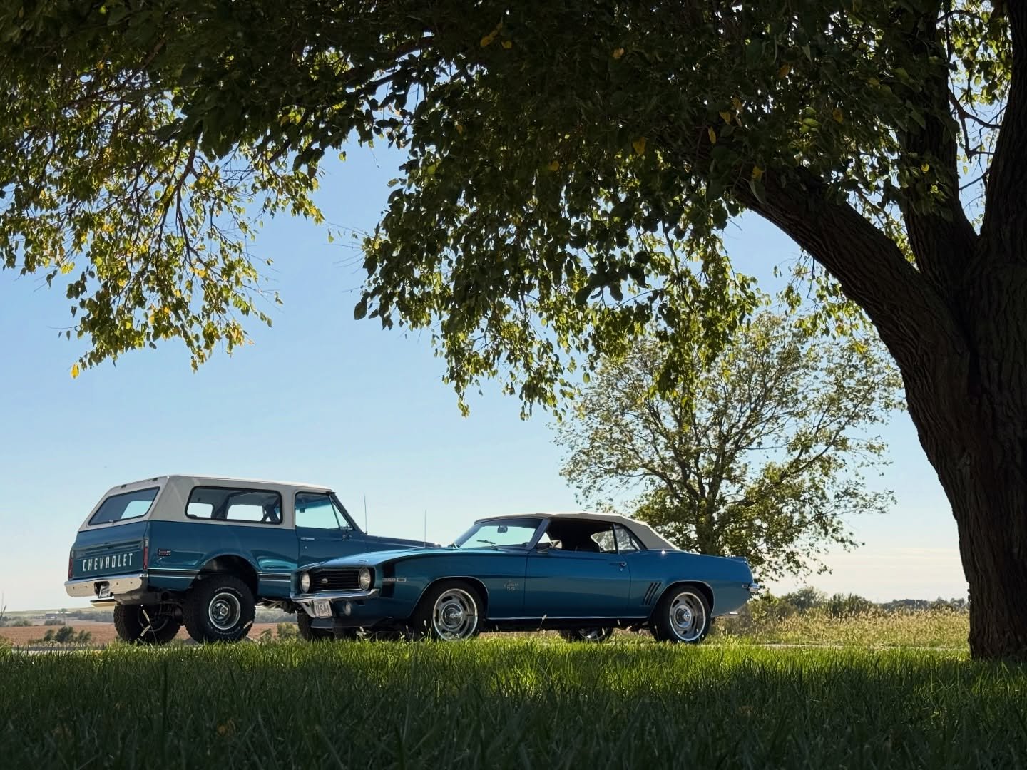 Which one are you taking?  Blazer or Camaro? 

 #firebird #formula #transam #smokeyandthebandit #burt_reynolds  #musclecars #pontiac #barnfind #k5blazer #chevyblazer #squarebody #gmcjimmy #banditrun #thebanditrun #dodge #chevelle #chevy #chevrolet #c