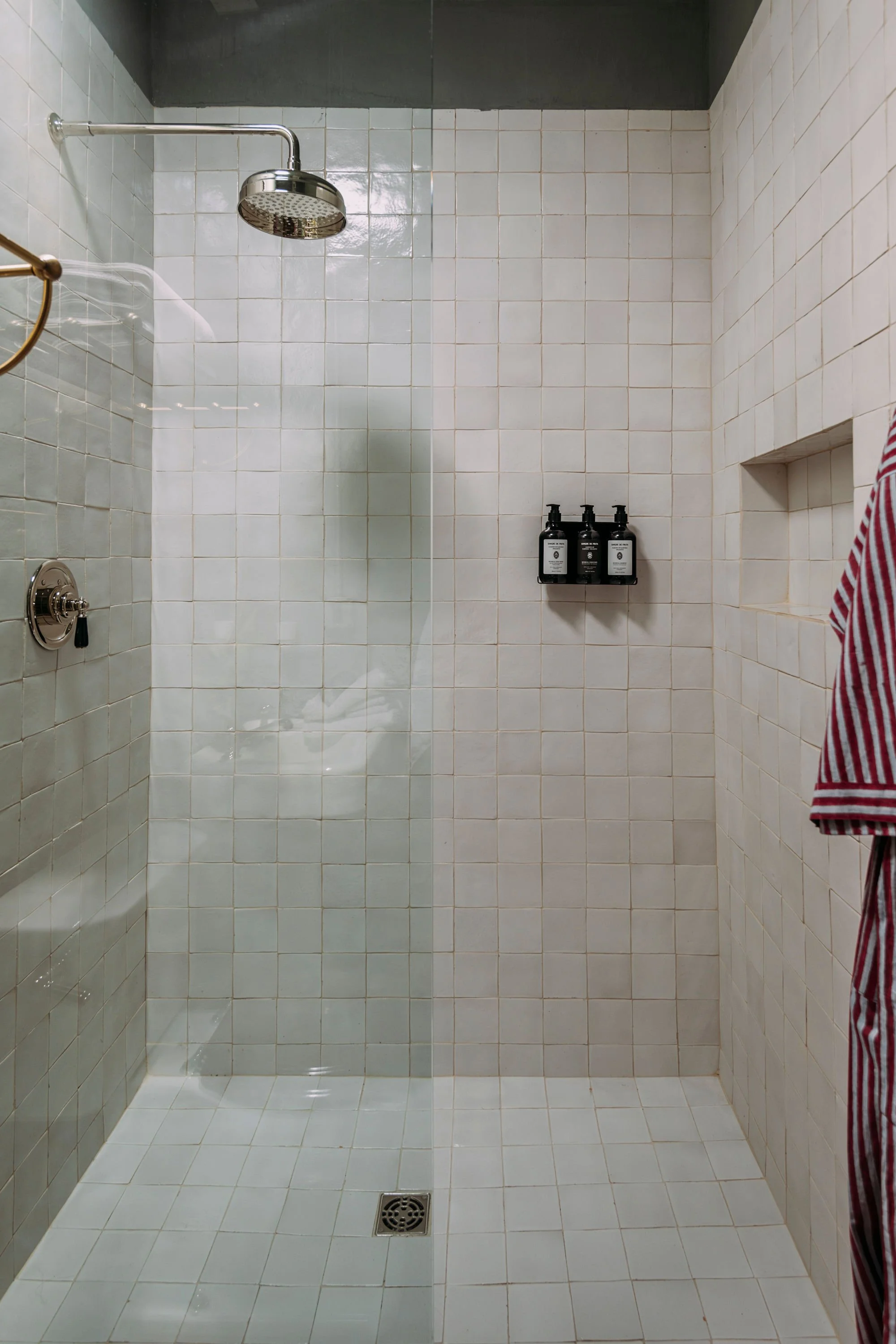 CH_bathroom_1-009.jpg