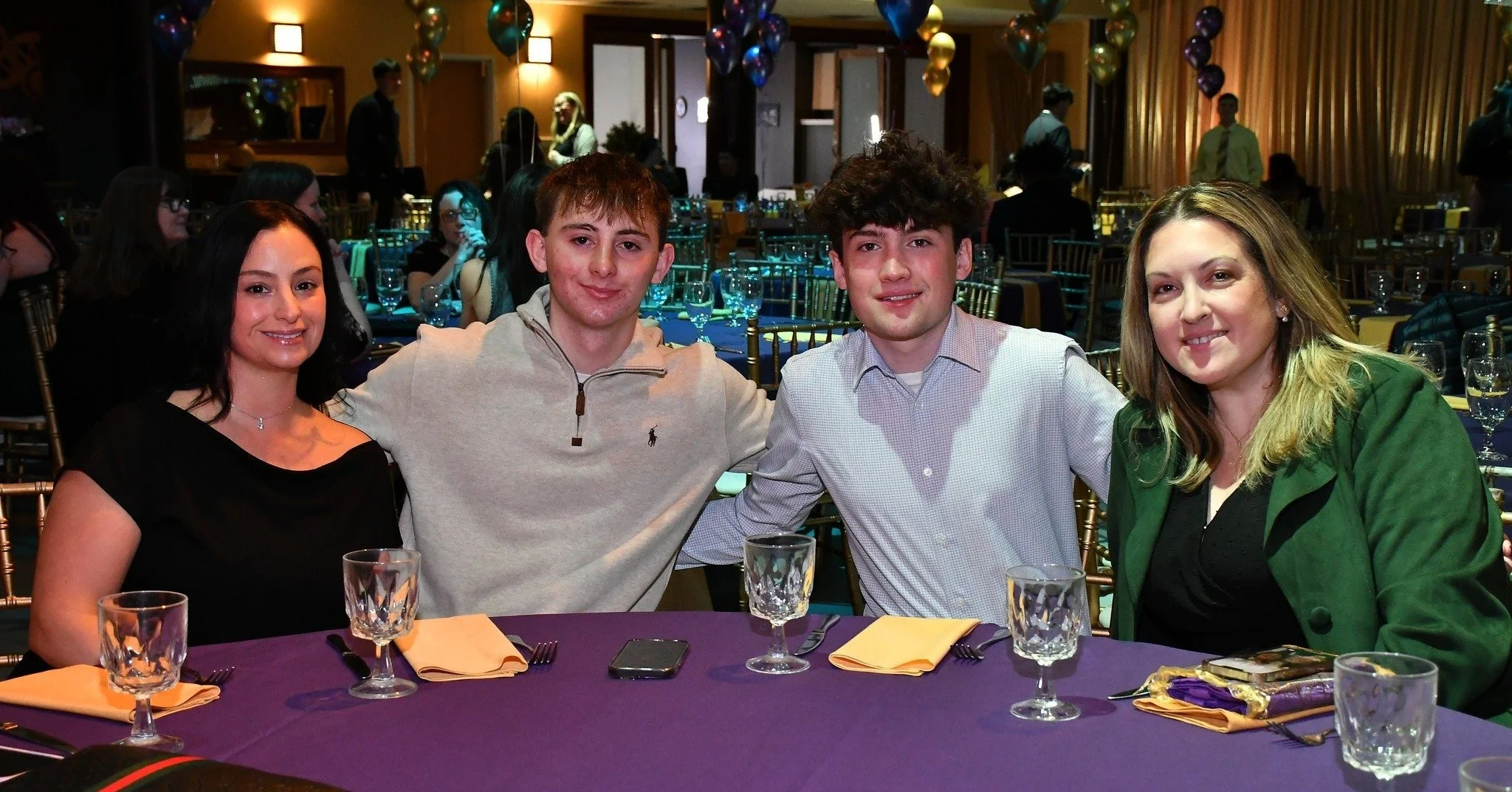 Last Saturday was a night to remember!

Our Mother/Son Dance at the IATSE Ballroom brought together the Roman community for an evening filled with laughter, music, and unforgettable memories. From the dance floor to the shared smiles, it was a specia