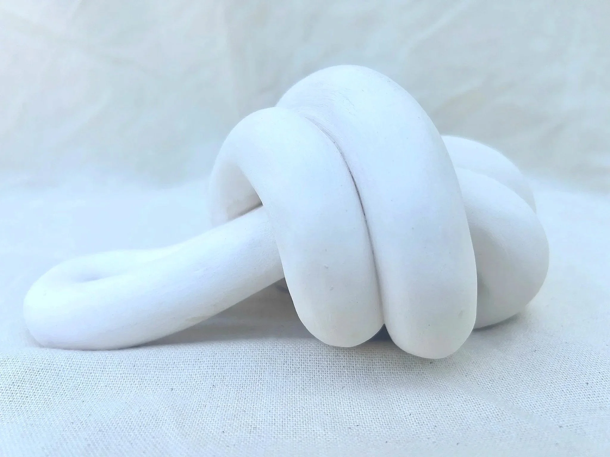 white_knot_sculpture_09.jpg