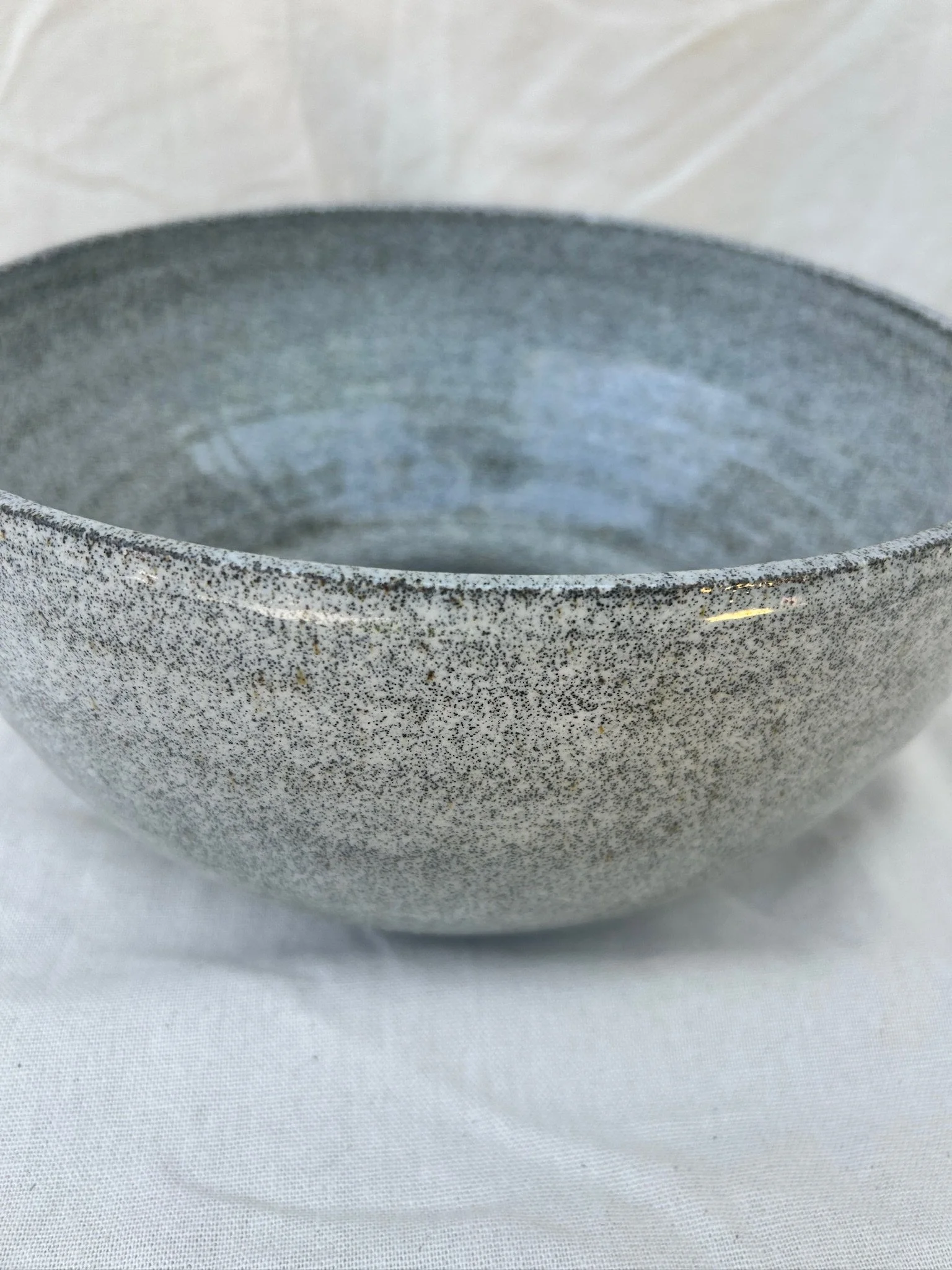 granite_speckled_bowl_00.jpg