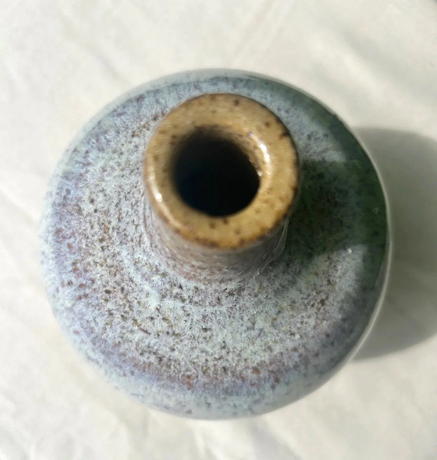 sky_and_sea_vase_05.jpg
