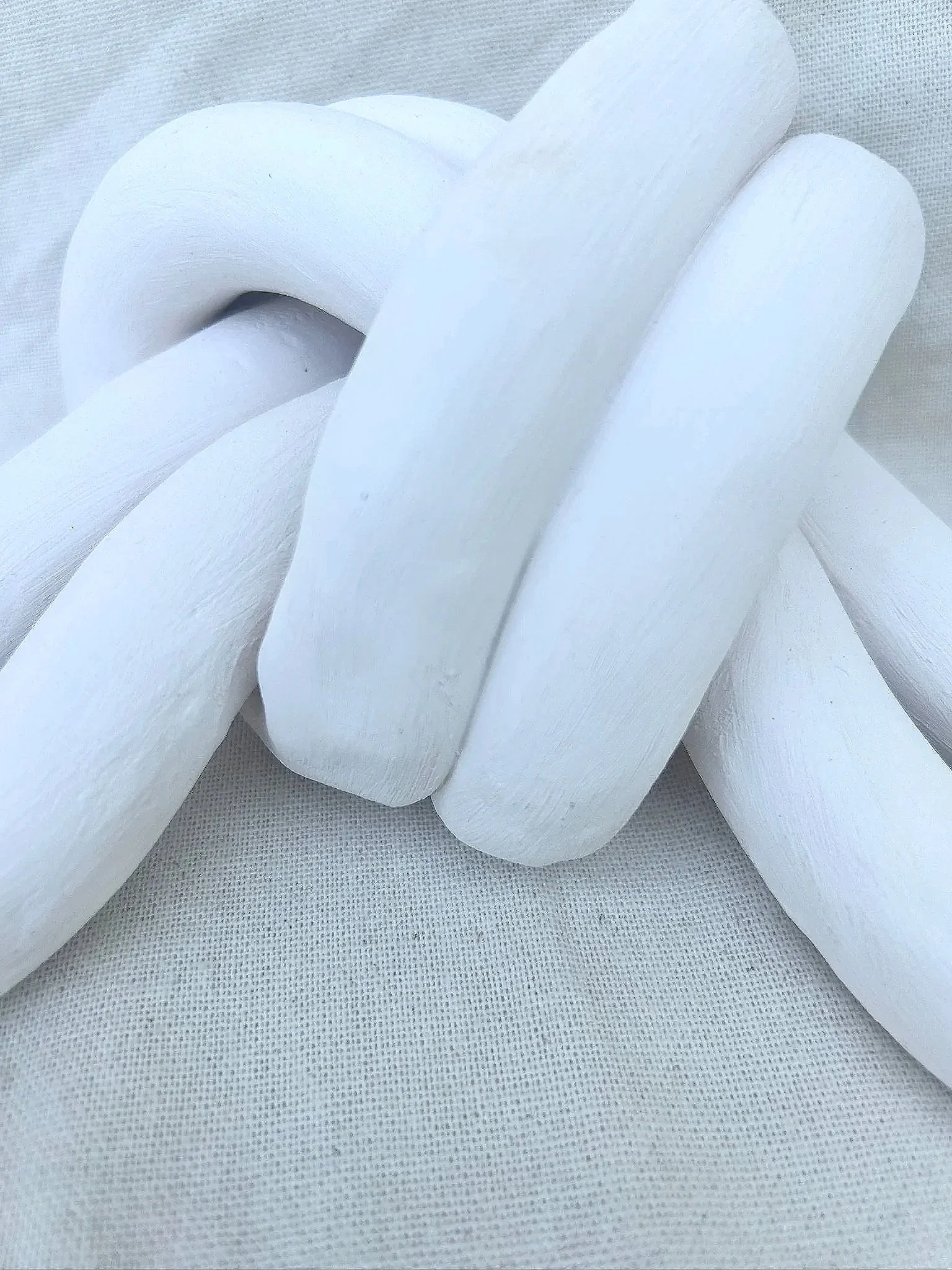 white_knot_sculpture_04.jpg