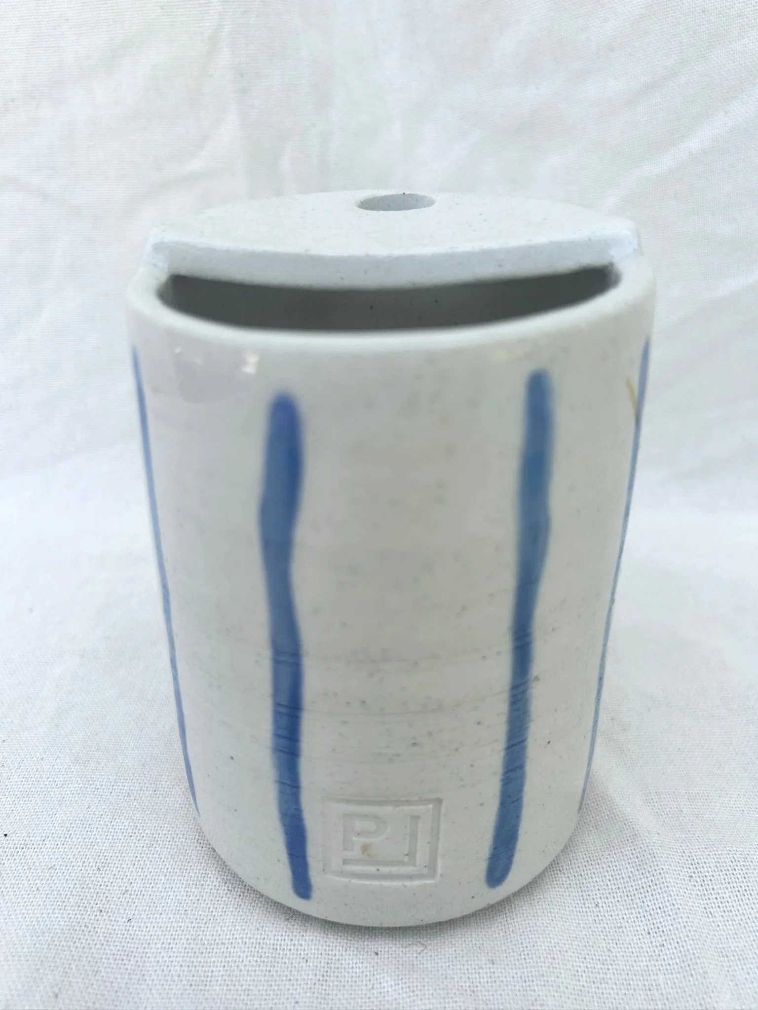 striped_mugs_04.jpg