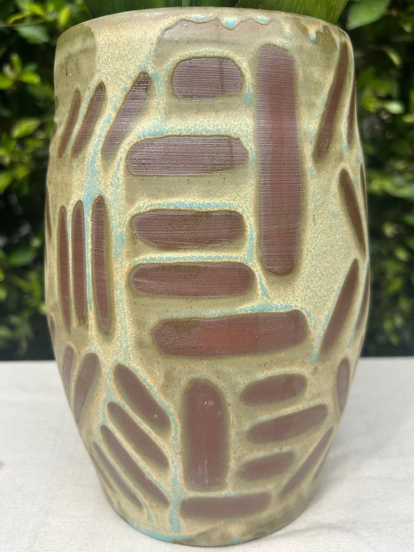 sage_and_clay_vase_02.jpg