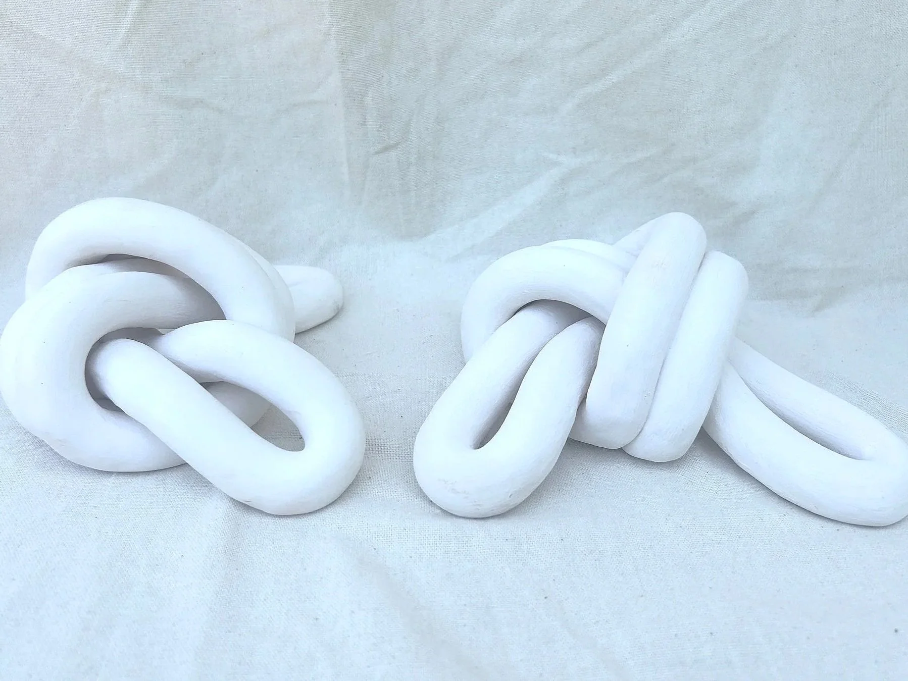 white_knot_sculpture_00.jpg