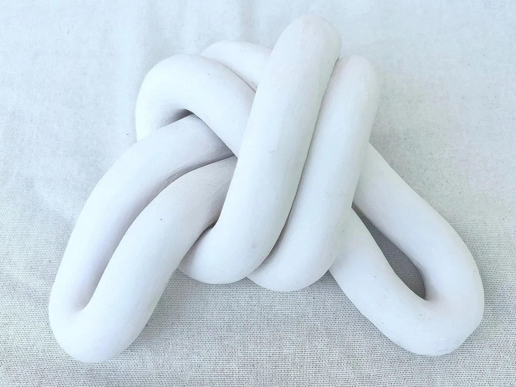 white_knot_sculpture_10.jpg