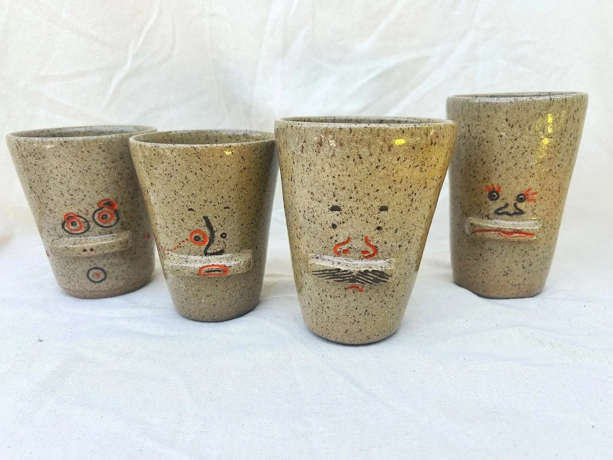 enjoy_it_mugs_02.jpg