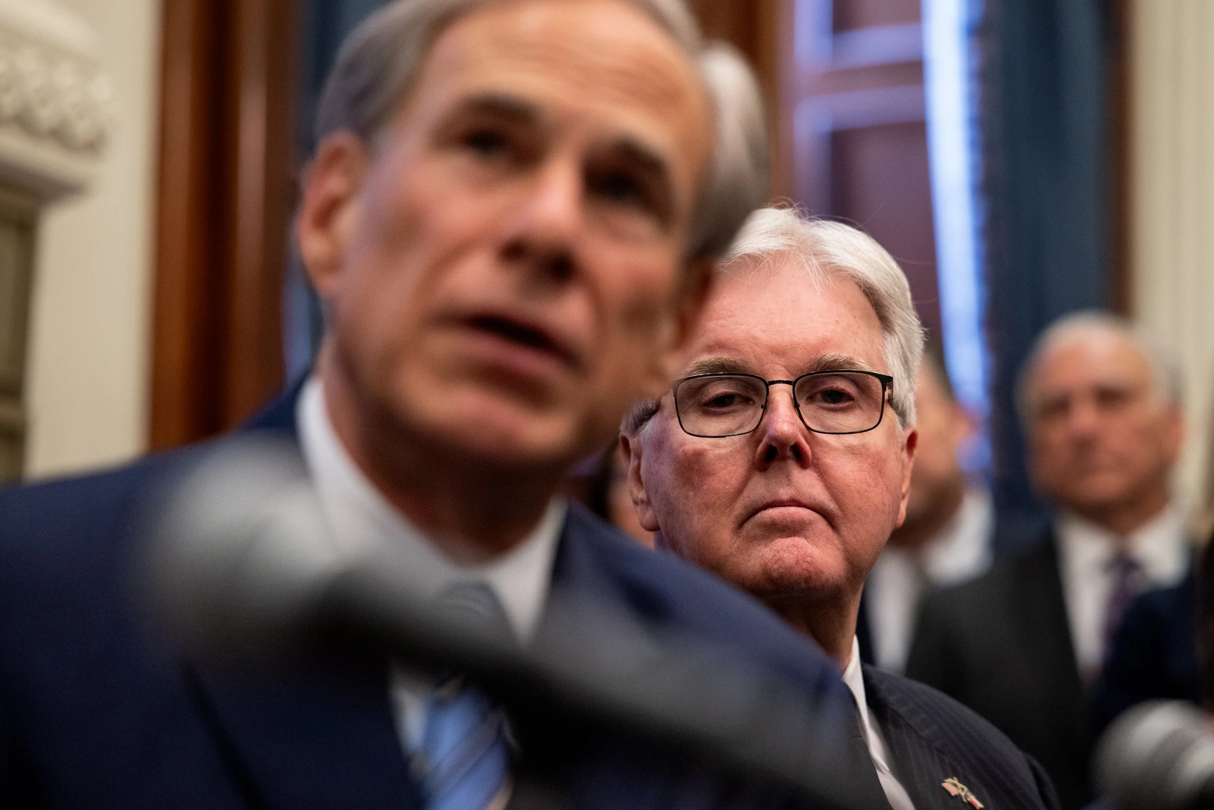 Abbott DOGE KCG 25.jpg