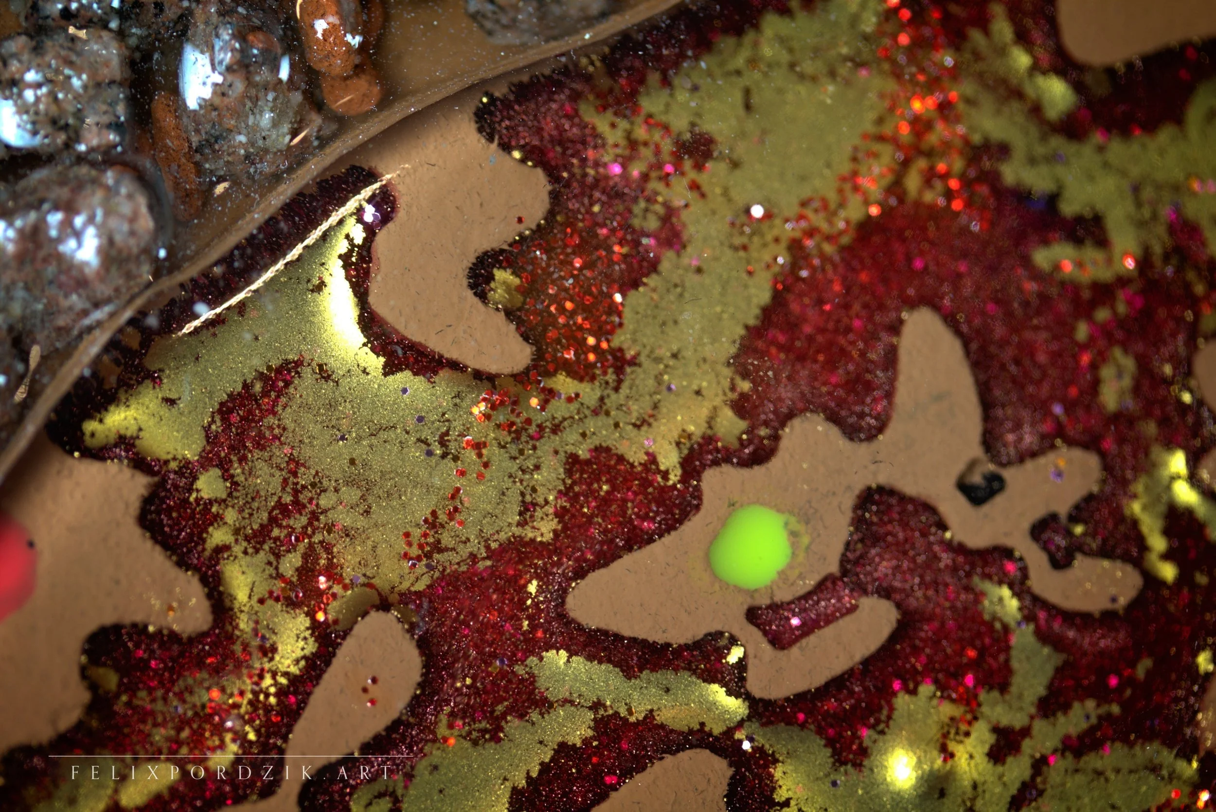 Felix-pordzik-japanese-lurch-epoxy-resin-art-detail-shot-11.jpg