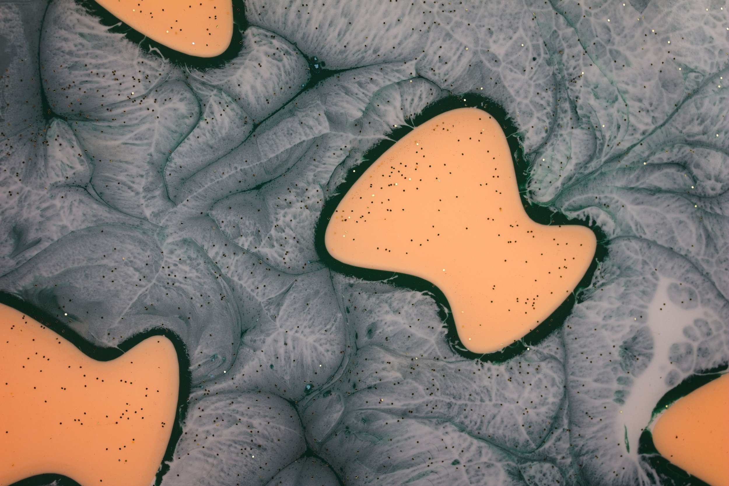 Felix-Kirschbaum-Suspended-particles-in-the-universe-1.3.jpg