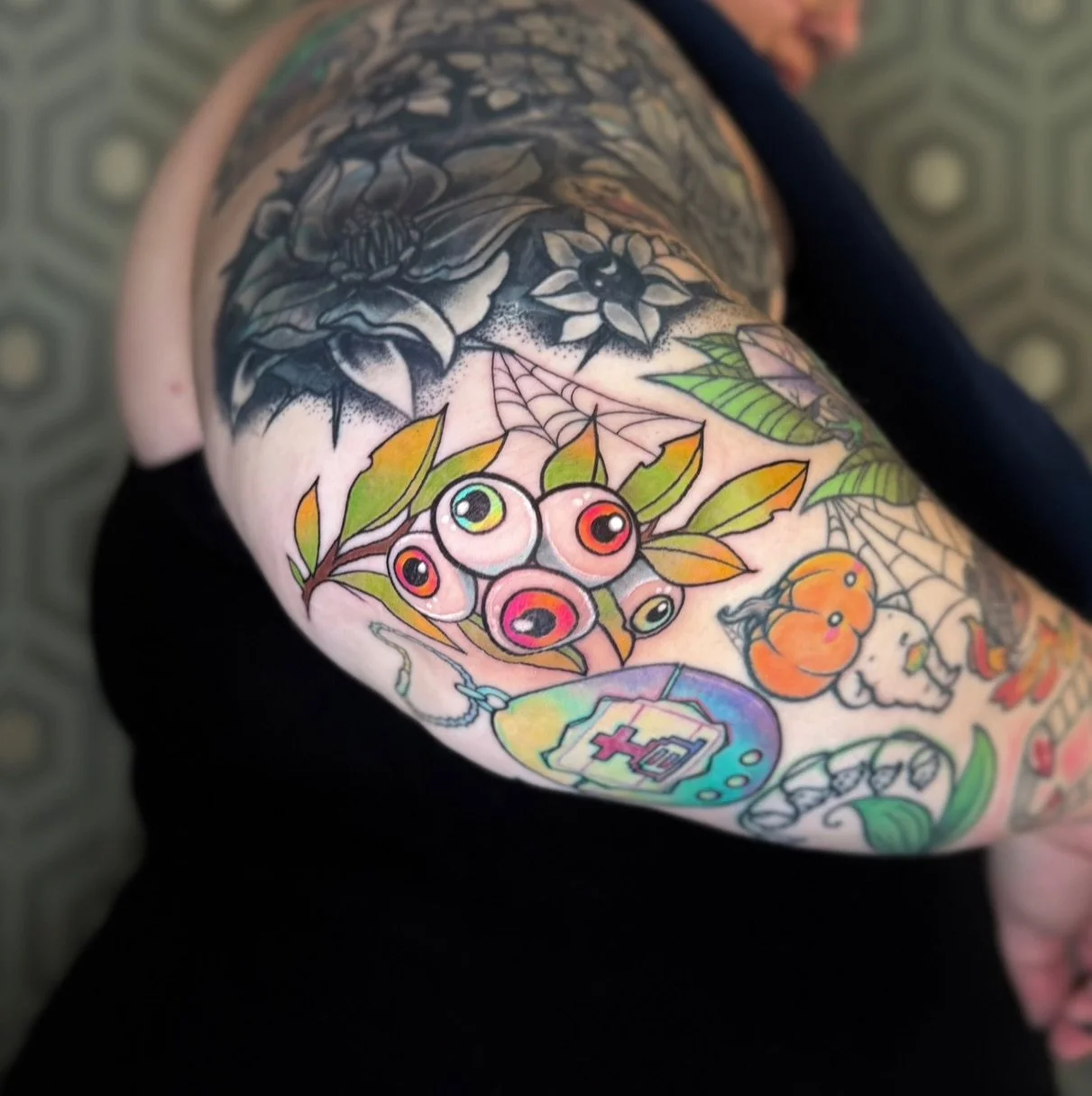 👁️🌿

I&rsquo;m very behind on posting &mdash; it feels a little silly to me to be posting tattoos and art I&rsquo;ve done for people to look at while the world is literally on fire. If I&rsquo;ve tattooed you in the past few months and haven&rsquo;
