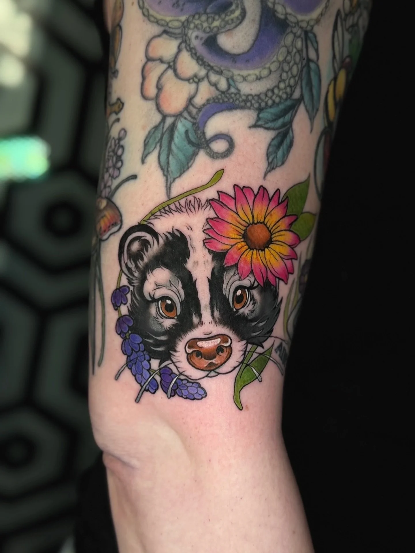 🦨💕

A sweet baby skunk for @lyshxo from the other day! Thanks Lynne for all the trust and for always wanting the most fun pieces 😭💖 can&rsquo;t wait to see you again in the new spot! 🦇

I&rsquo;d love to do more little animals so if you&rsquo;re