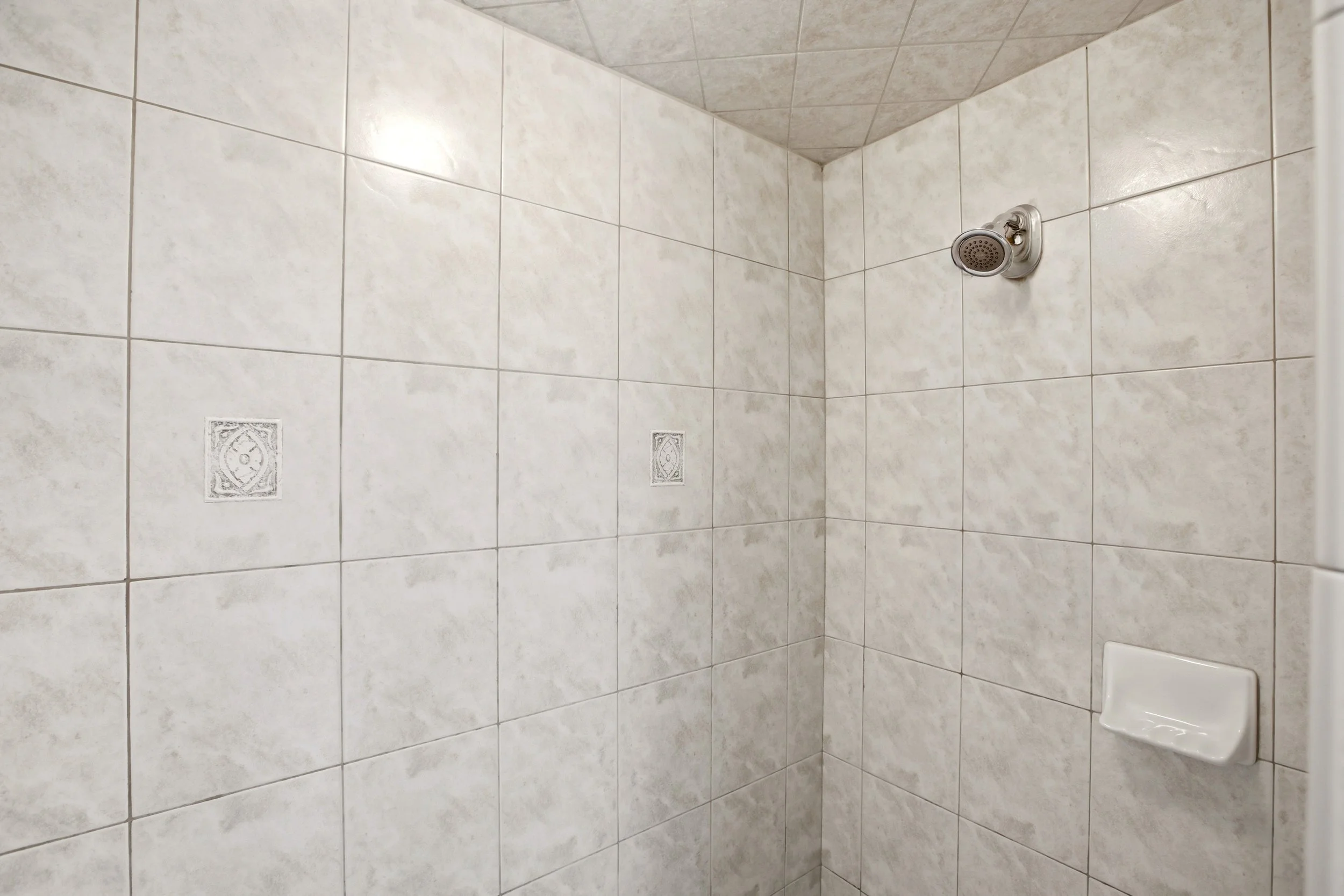 28-Property Photo 026.jpg