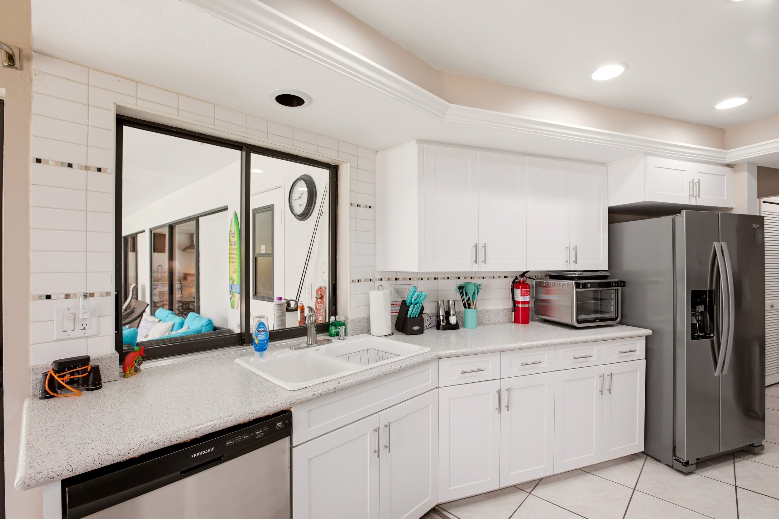 18-Property Photo 016.jpg