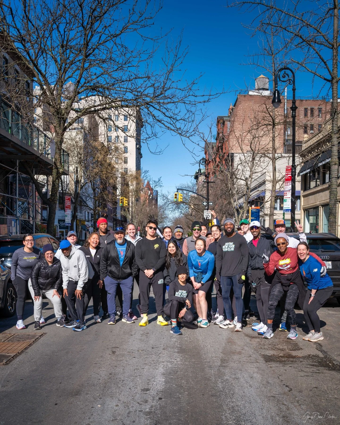 Good luck to our @definenewyorkrunclub and @thenonameprogram runners out there running and cheering!!!

@thatcoffeyboy @leicacamerausa #leicaq2 #irunyourunweruntogether #nyrr @nyrr @justrunjulia