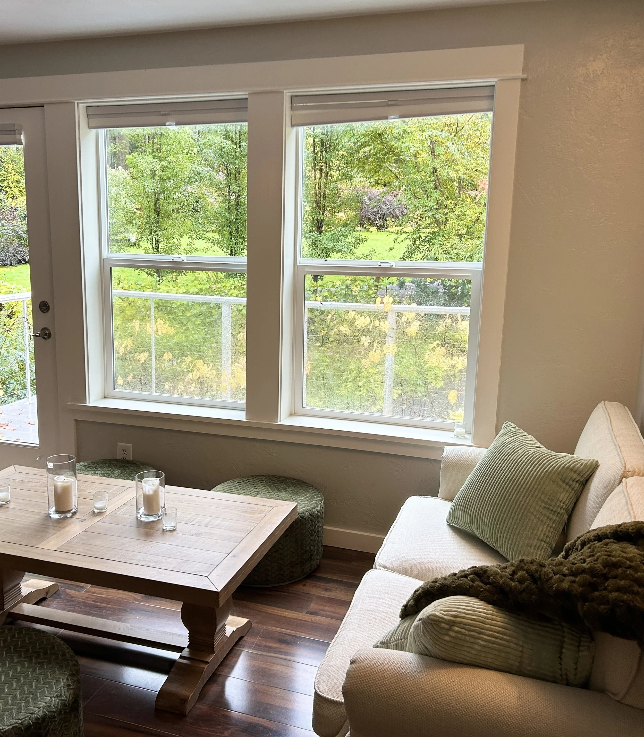 Livingroom2.jpg