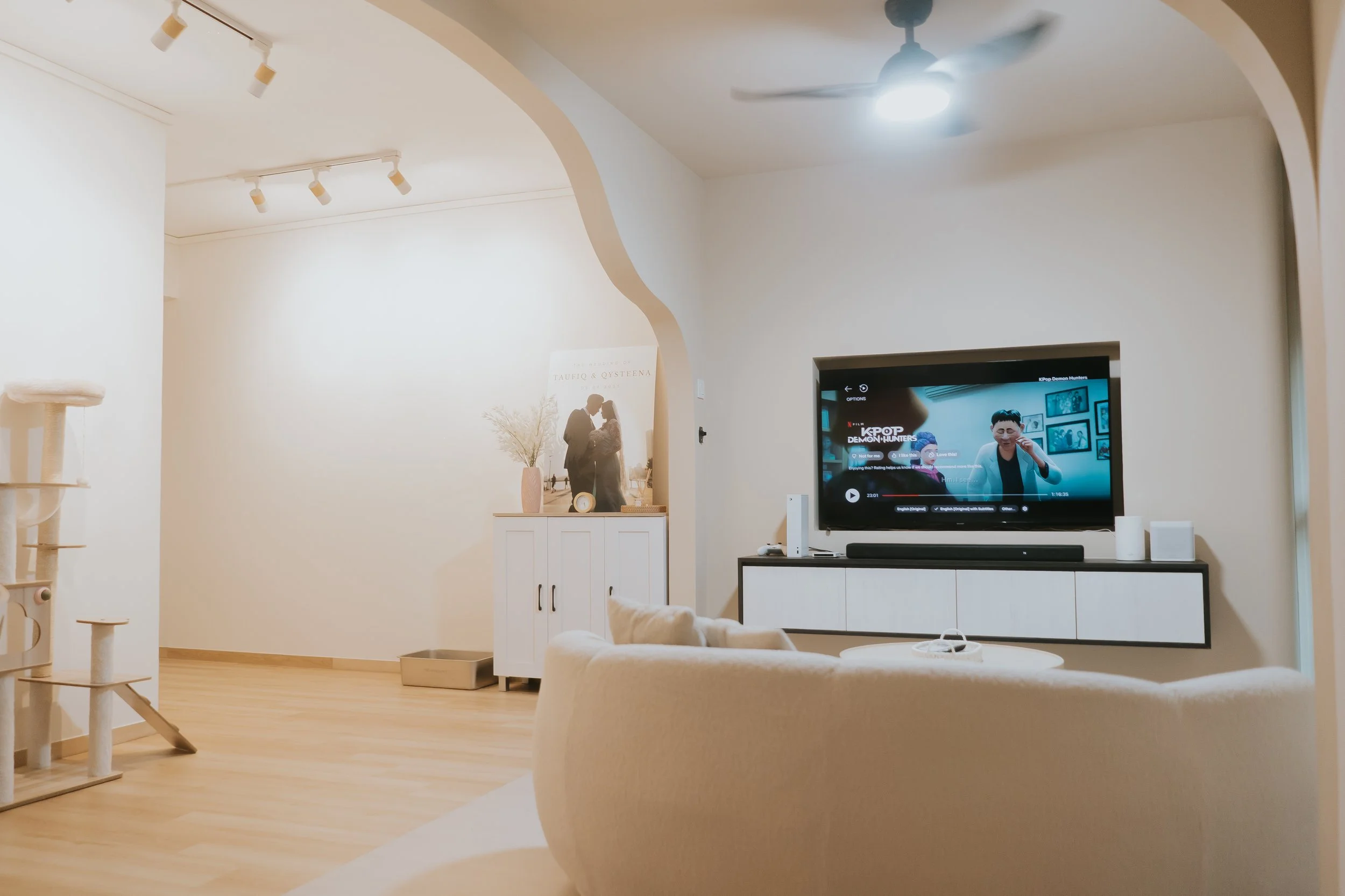 898D Woodlands-5.JPEG