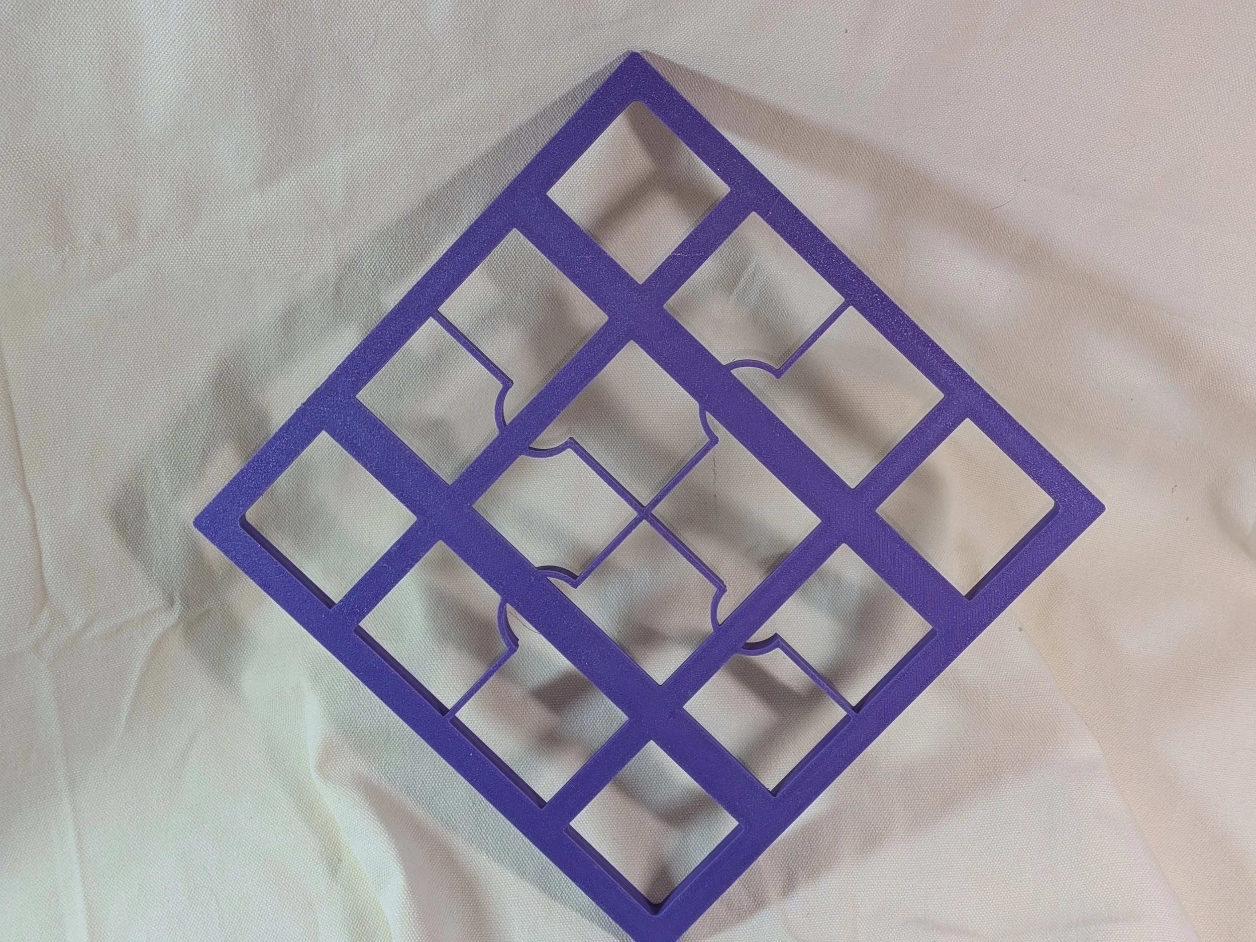 The 4-Piece Puzzle Trivet/Coaster Cutter
