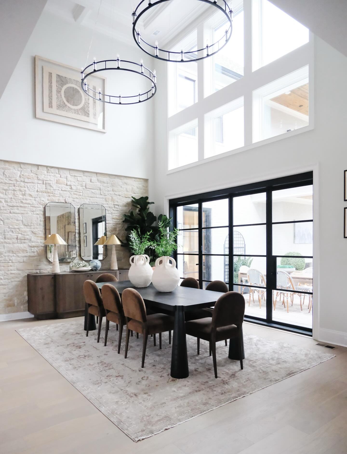 A statement dining space made for entertaining!