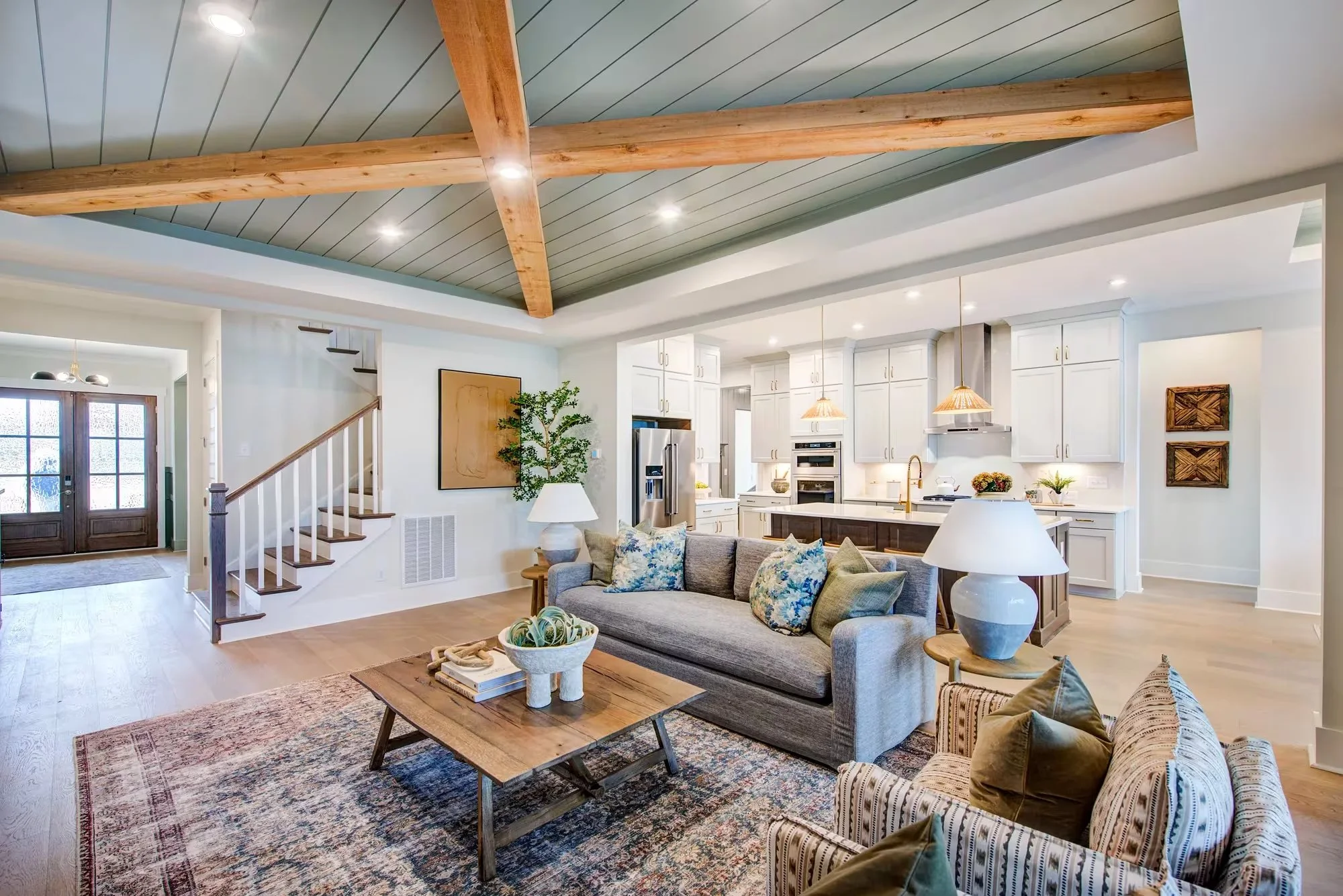 STYH-0124-00_Sebastian-K_-Family-Room-3 (2).jpg