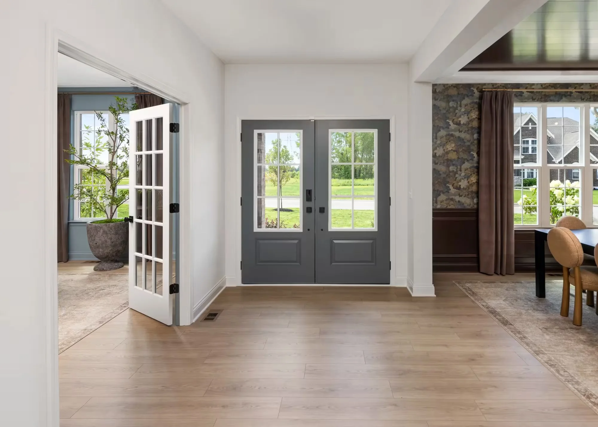 ALPL-0063-00-AshlLawn-Alton-Place-entry.jpg