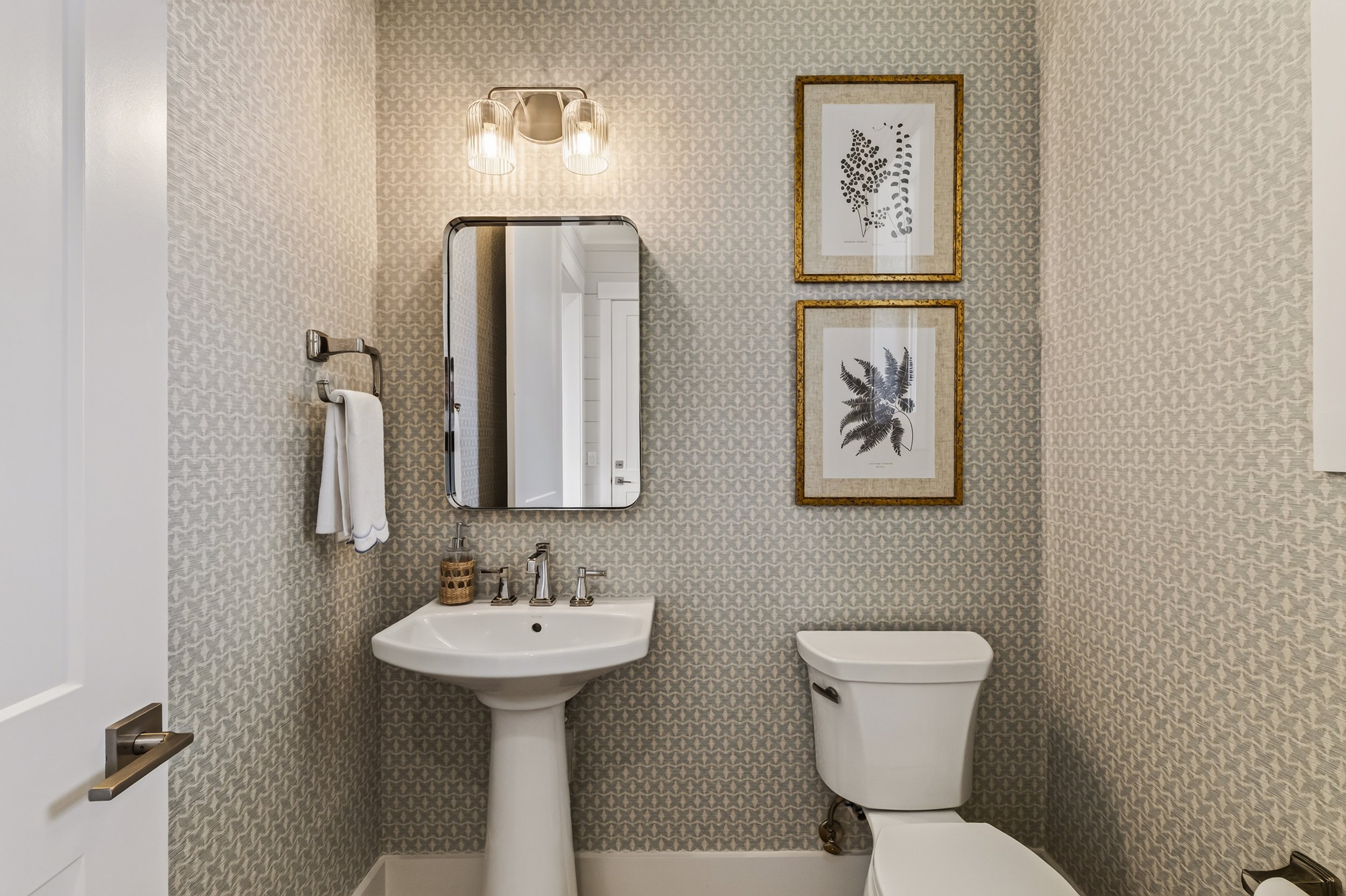 405 Reserve Way - 036 (Photos).jpg