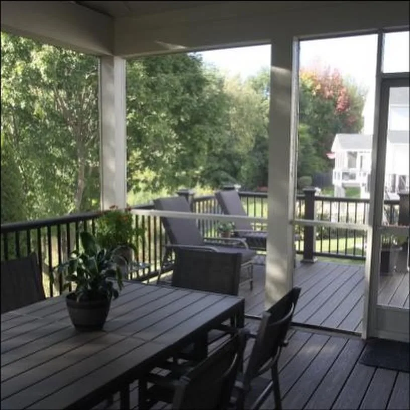 Screened In Porch