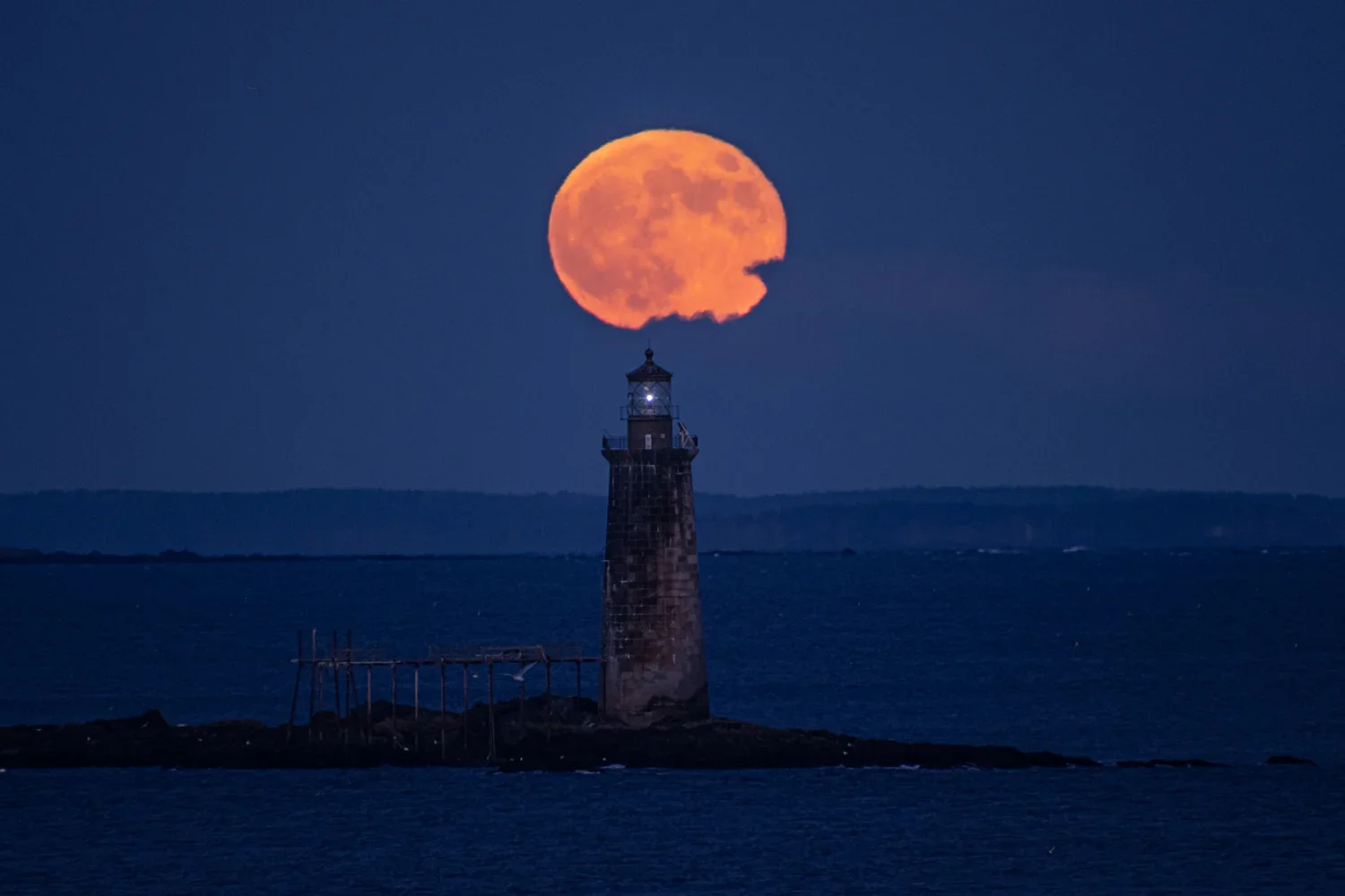 Beaver moon over Ram Light