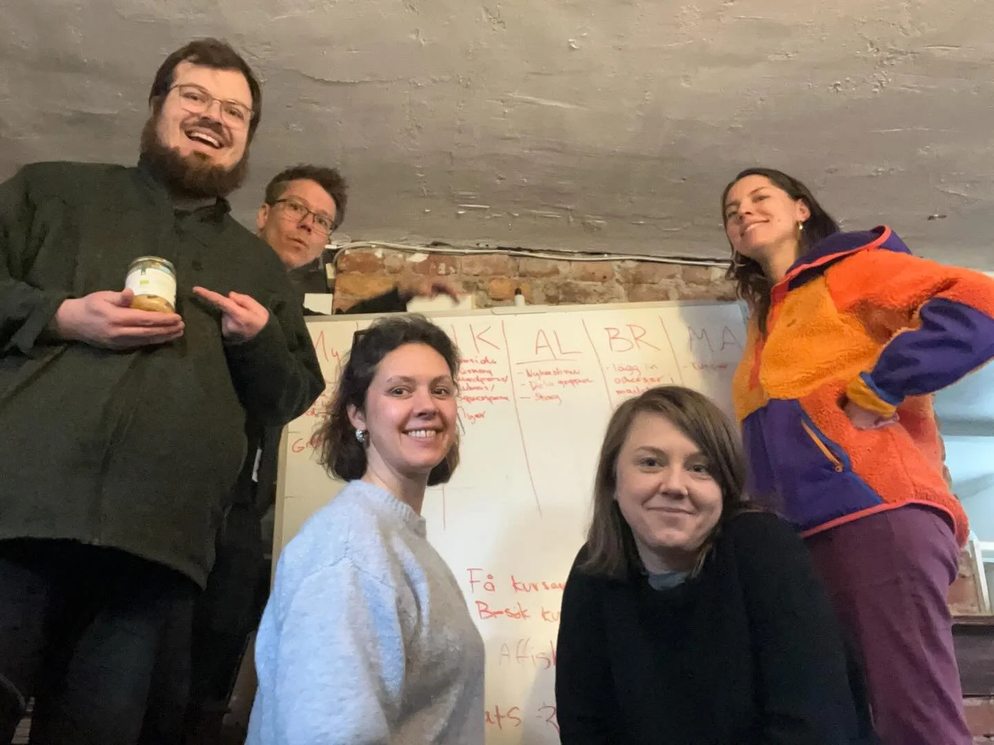 We are working intensively behind the scenes to finalize the entire program and ensure everything meets the highest standard ahead of the premiere. The work is in full swing, with planning, fine-tuning, and the final details all coming together.

Tic