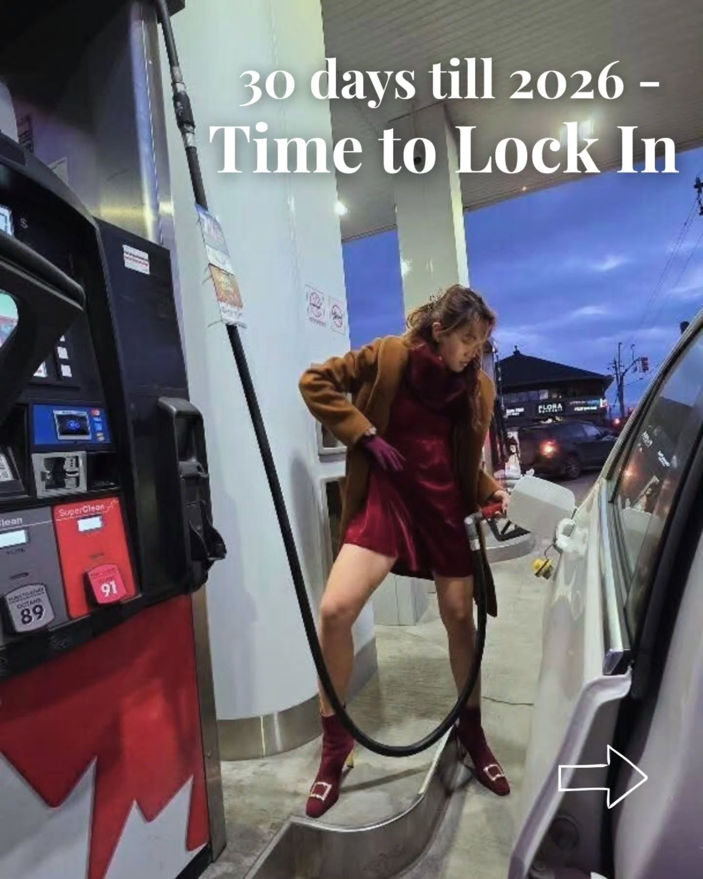 Don't mind me just locking in and signing contracts 📝

Also, who let me get gas when I am dressed like Santa's most precious baby? That's foul play