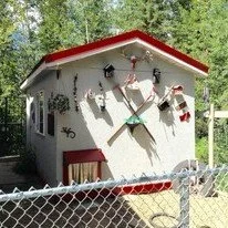 1471469729-206w_206h_boathouse.jpg